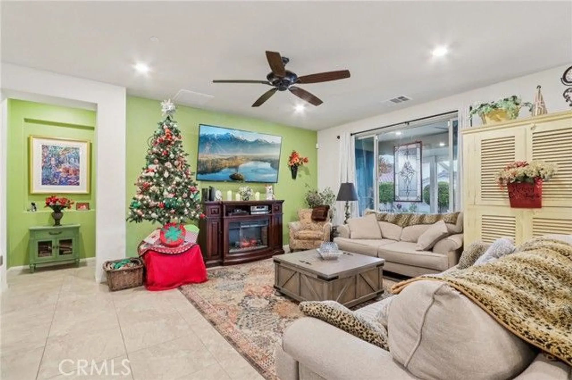 Property Slideshow image 14 of 75 | 1639 via simpatico, Hemet, CA, 92545
