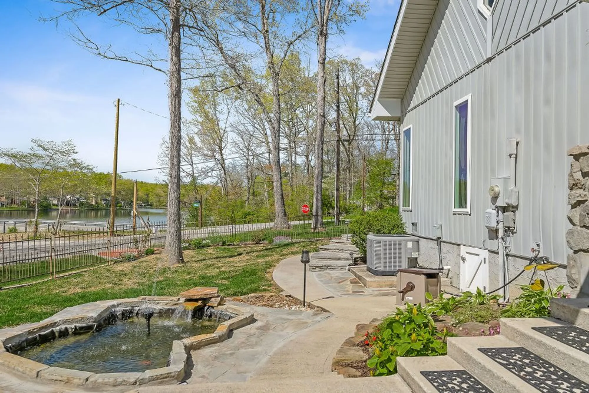 Property Slideshow image 9 of 48 | 304 saint george dr, Crossville, TN, 38558