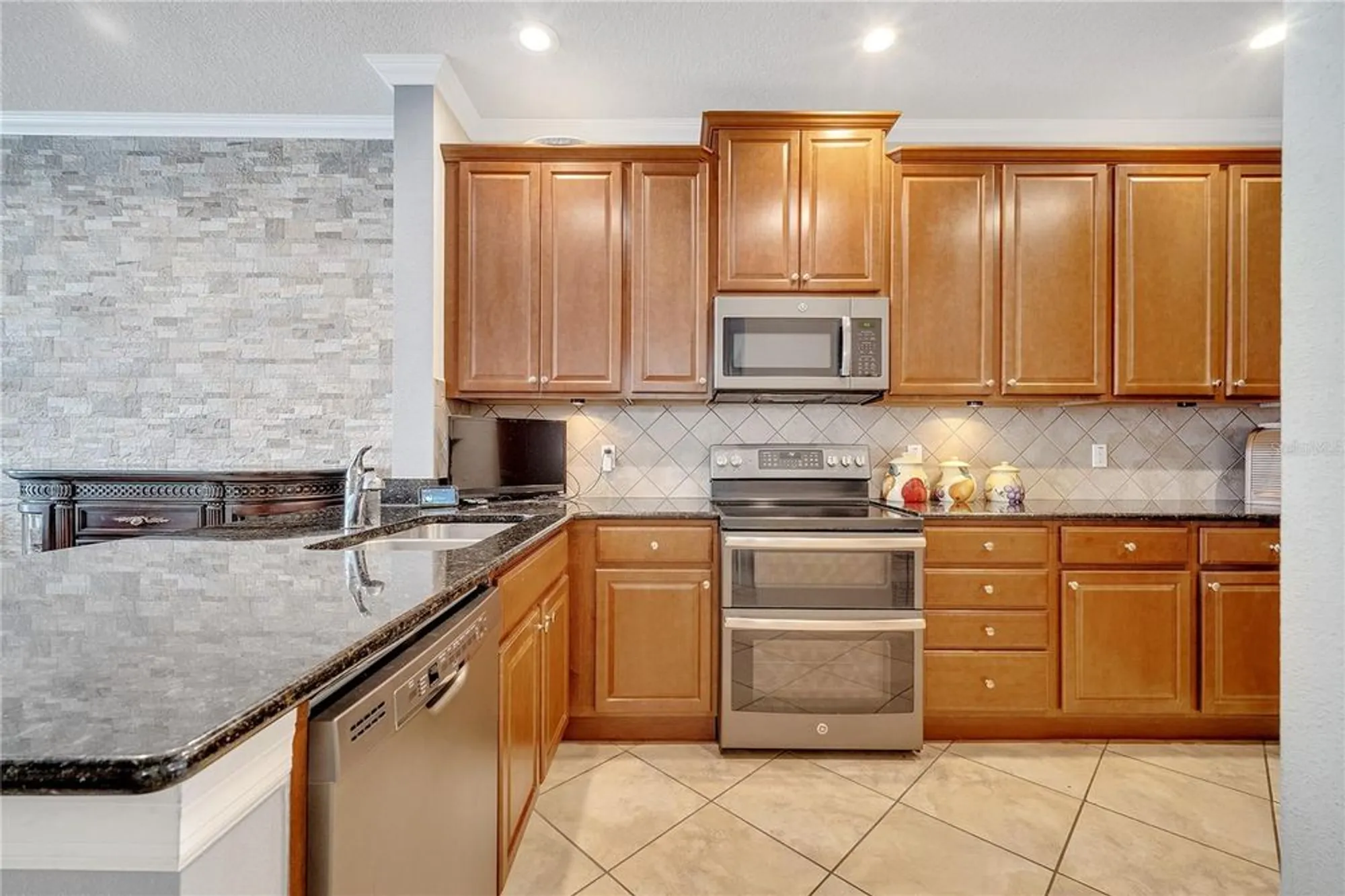 Property Slideshow image 9 of 55 | 12048 talitha ln, Orlando, FL, 32827