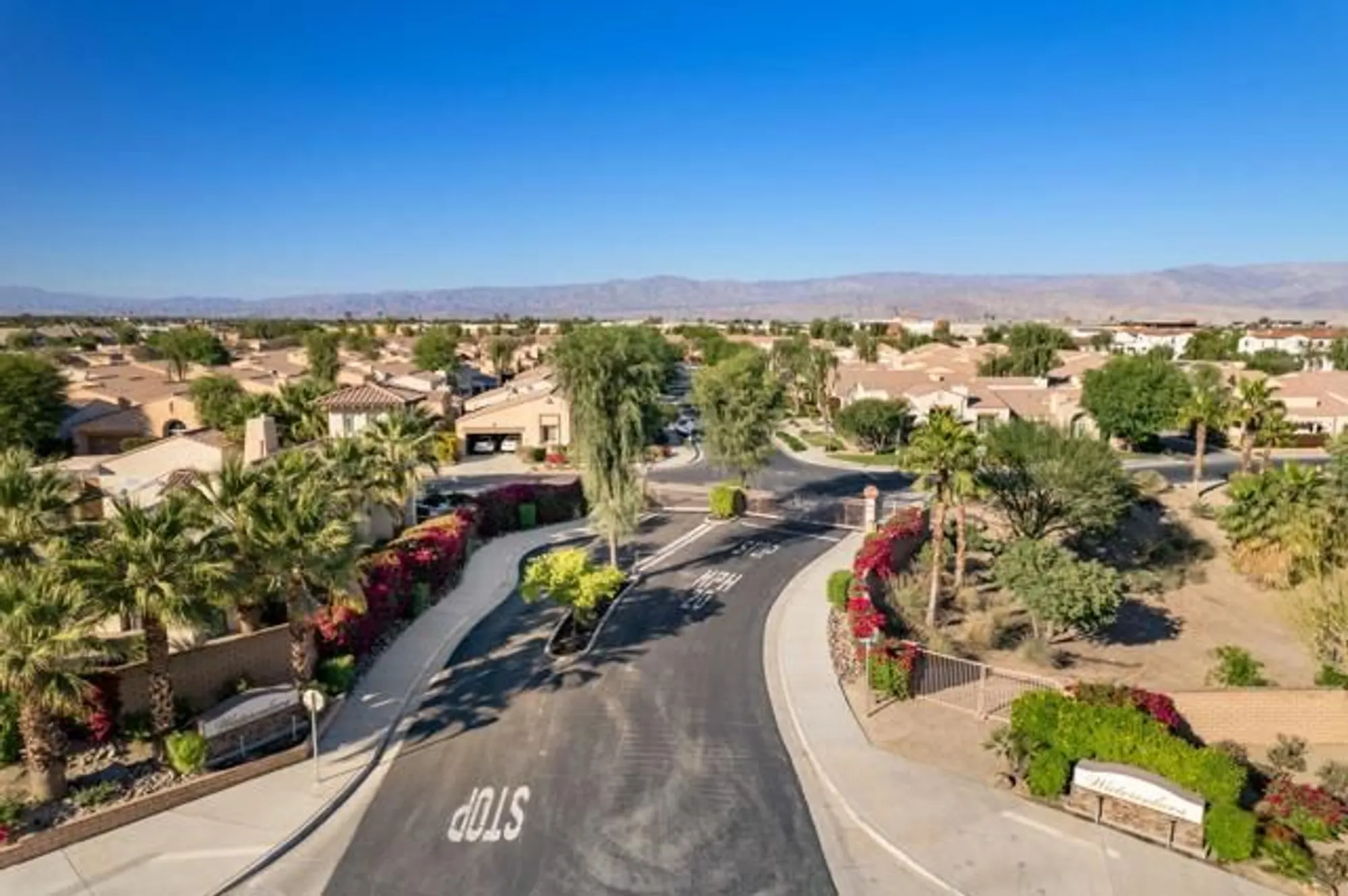 Property Slideshow image 26 of 30 | 47635 soft moonlight, La Quinta, CA, 92253