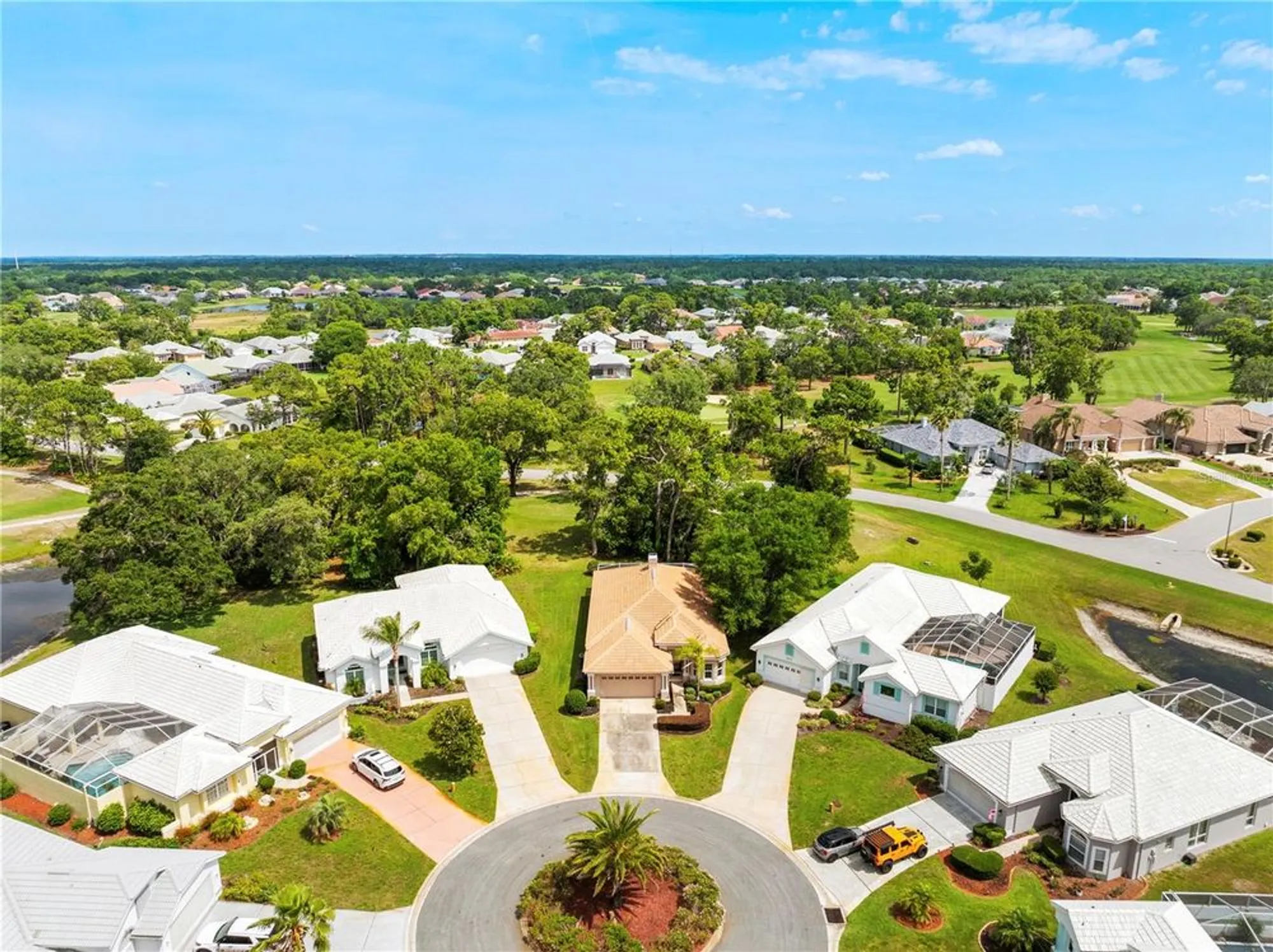 Property Slideshow image 16 of 56 | 8480 maybelle dr, Weeki Wachee, FL, 34613