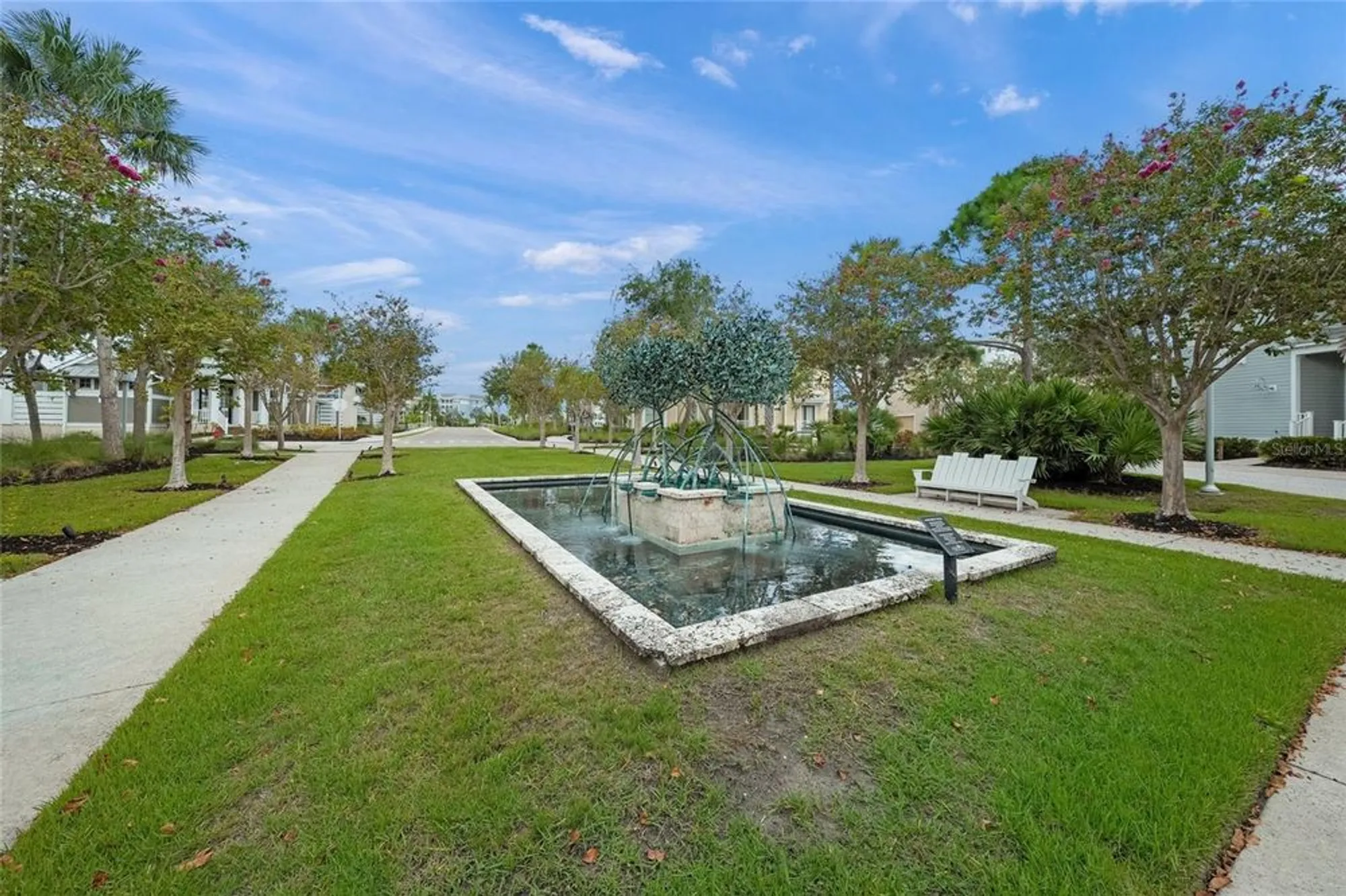 Property Slideshow image 32 of 51 | 340 sapphire lake dr unit 201, Bradenton, FL, 34209