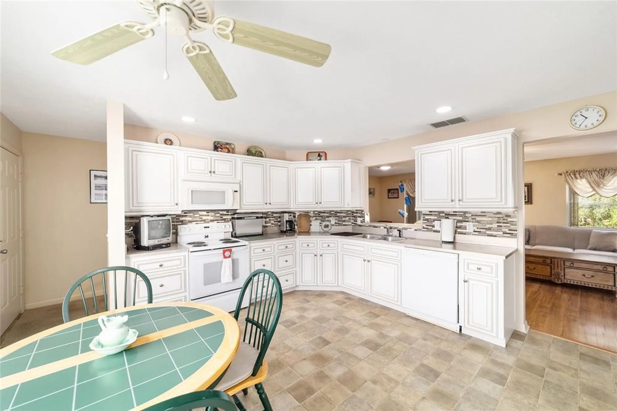 Property Slideshow image 12 of 34 | 9788 sw 99th ave, Ocala, FL, 34481