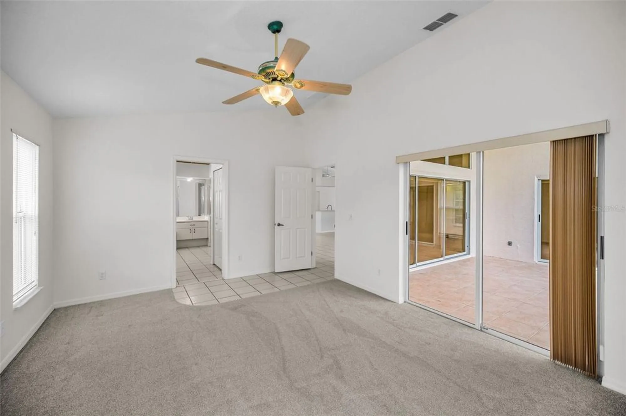 Property Slideshow image 22 of 63 | 6622 pine walk dr, New Port Richey, FL, 34655