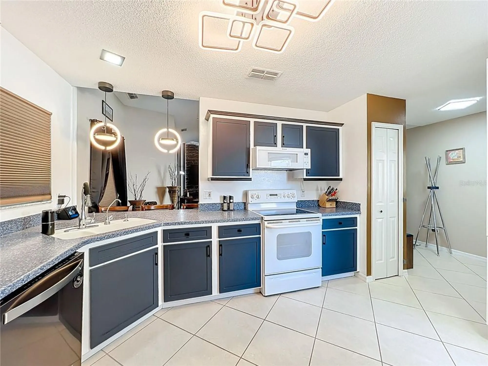 Property Slideshow image 8 of 39 | 4913 heron run cir, Leesburg, FL, 34748