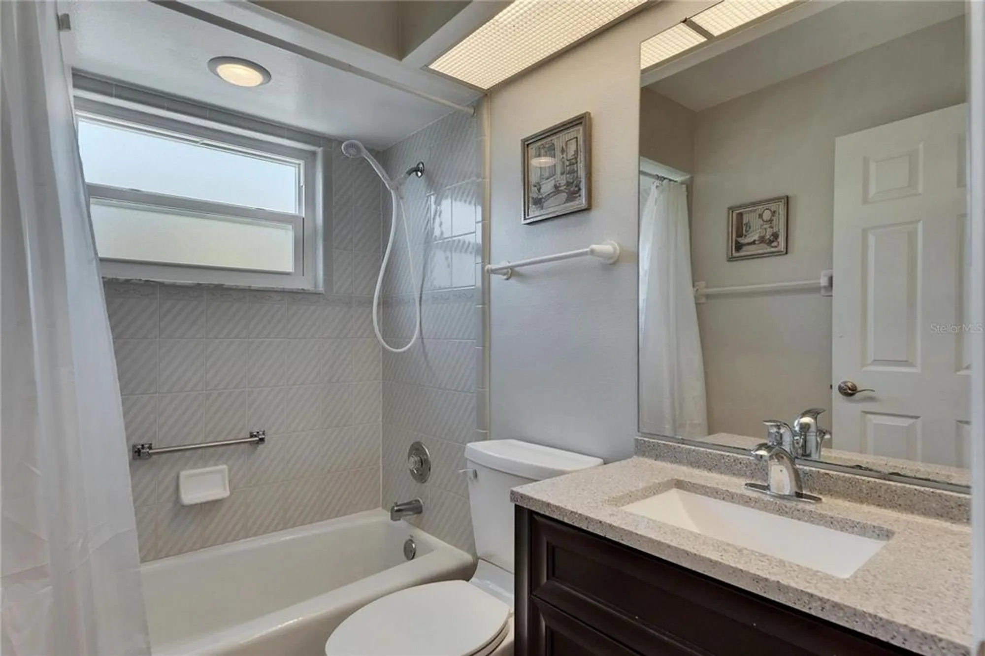 Property Slideshow image 50 of 81 | 334 northway dr, Sun City Center, FL, 33573