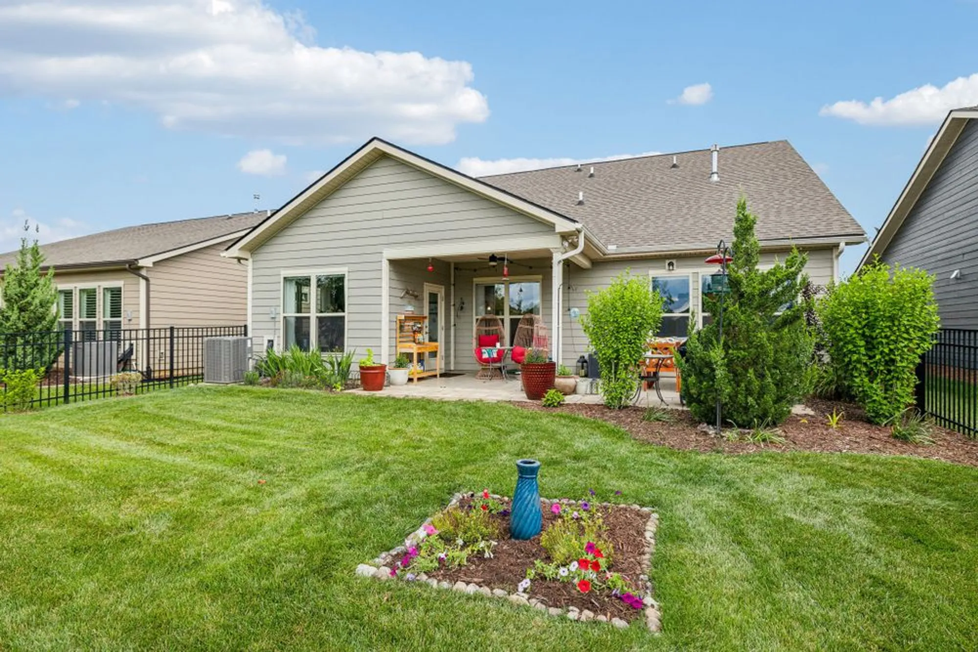 Property Slideshow image 42 of 61 | 2237 henderson dr, Spring Hill, TN, 37174