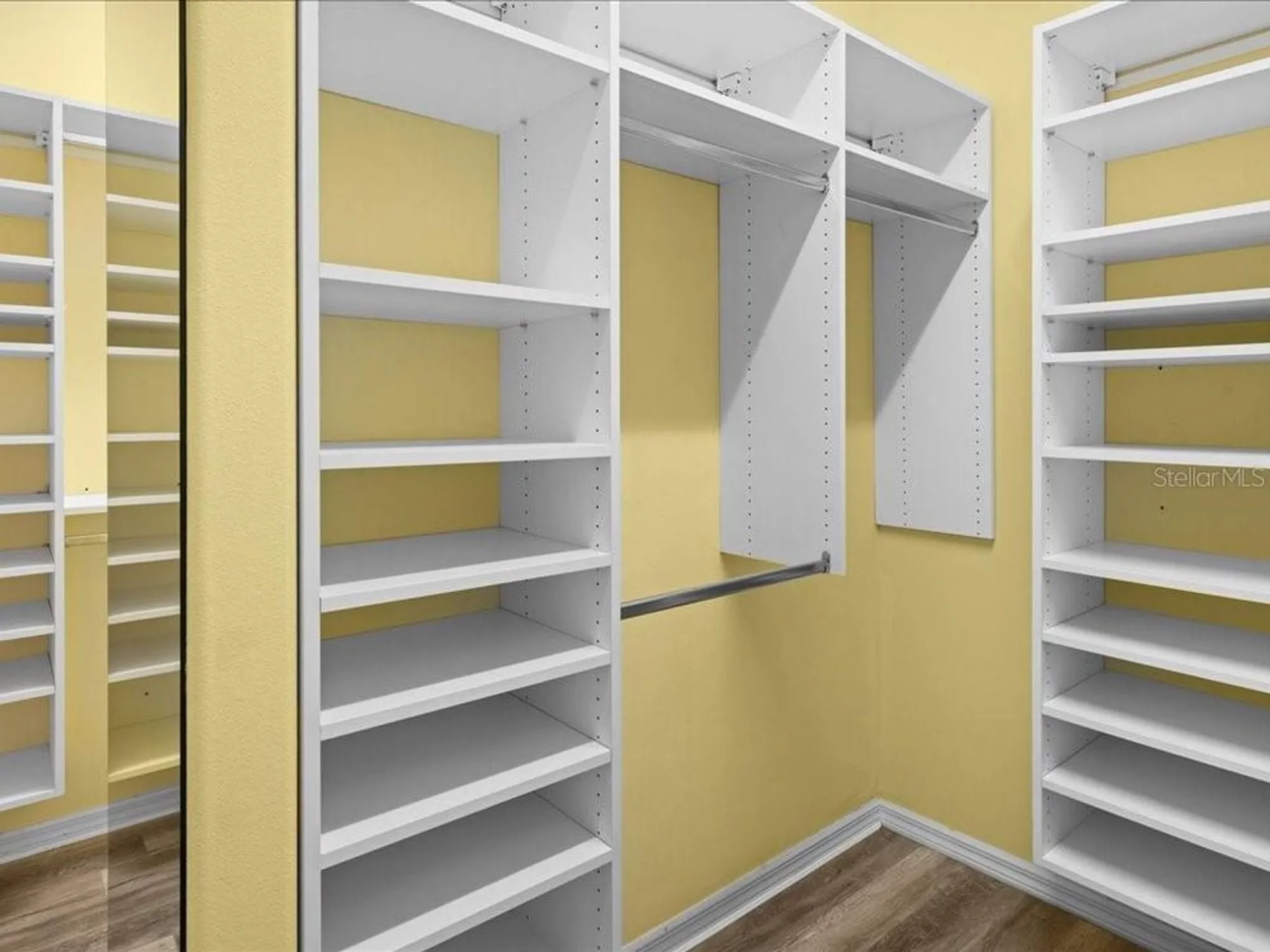 Property Slideshow image 31 of 61 | 3927 whispering oaks dr, North Port, FL, 34287