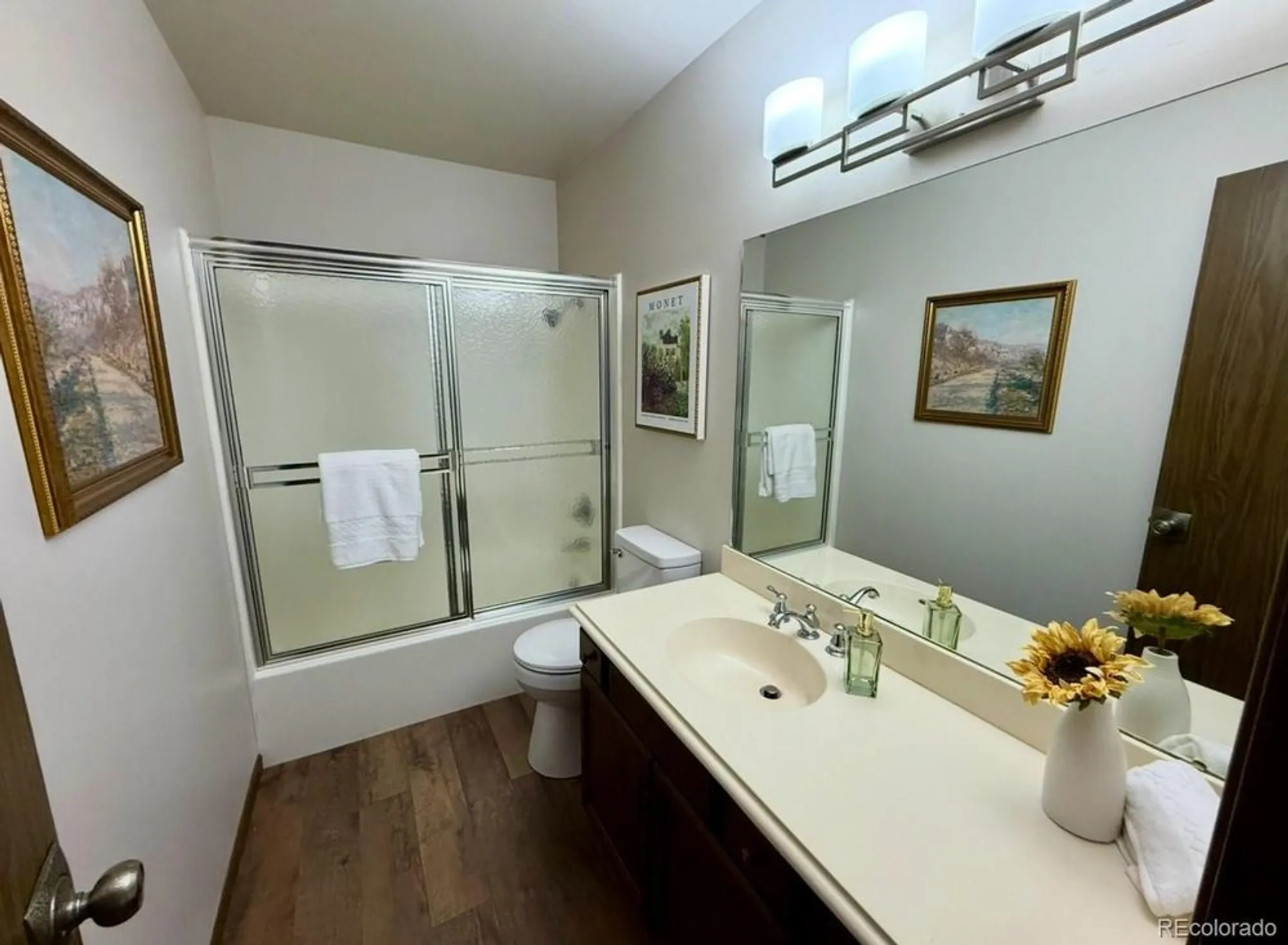 Property Slideshow image 15 of 32 | 53 douglas dr, Broomfield, CO, 80020