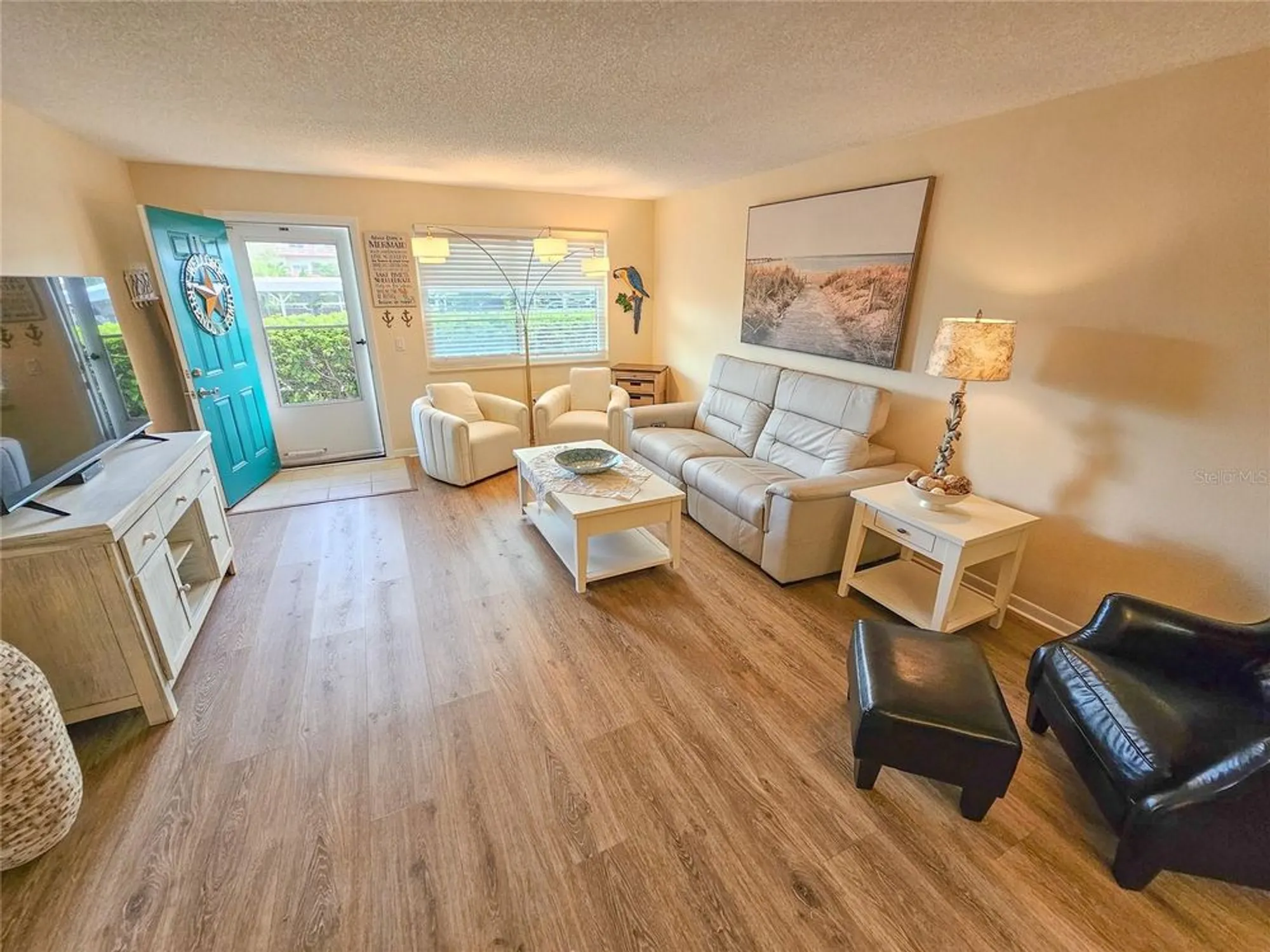 Property Slideshow image 4 of 32 | 2960 59th st 105, Gulfport, FL, 33707