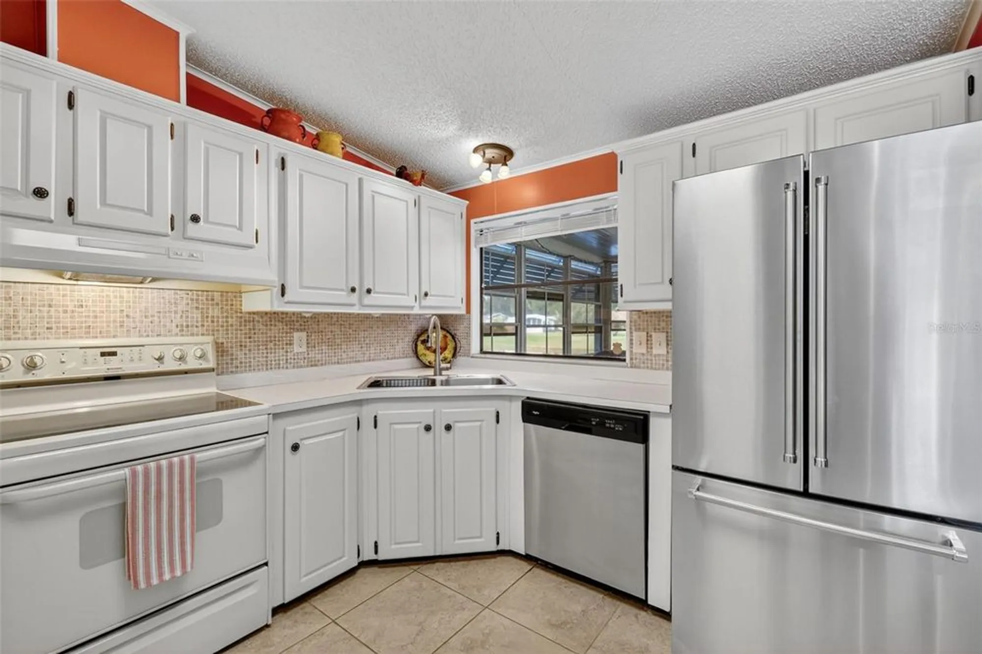 Property Slideshow image 6 of 28 | 5140 desoto way, Leesburg, FL, 34748