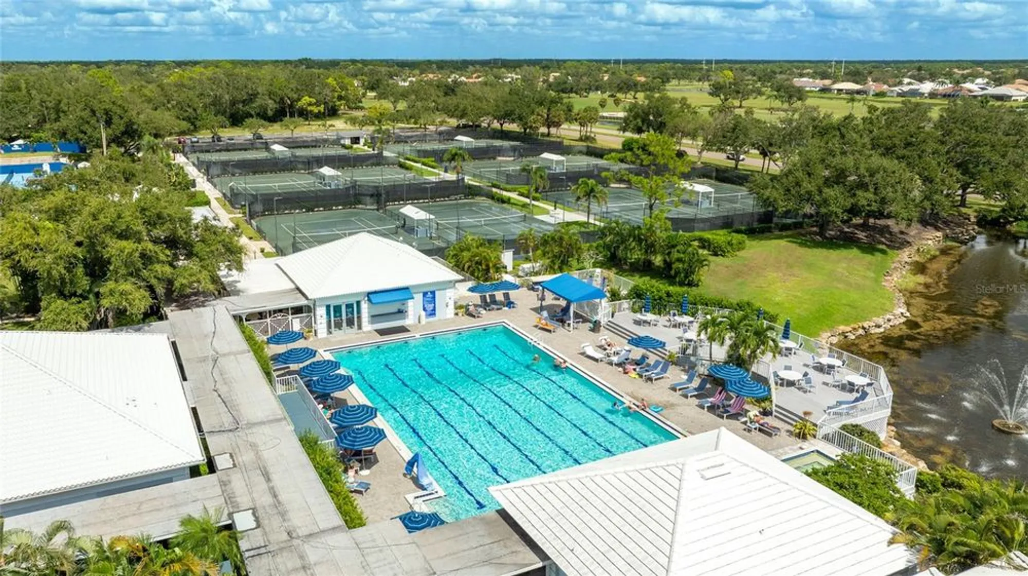 Property Slideshow image 34 of 51 | 875 chalmers dr 11, Venice, FL, 34293