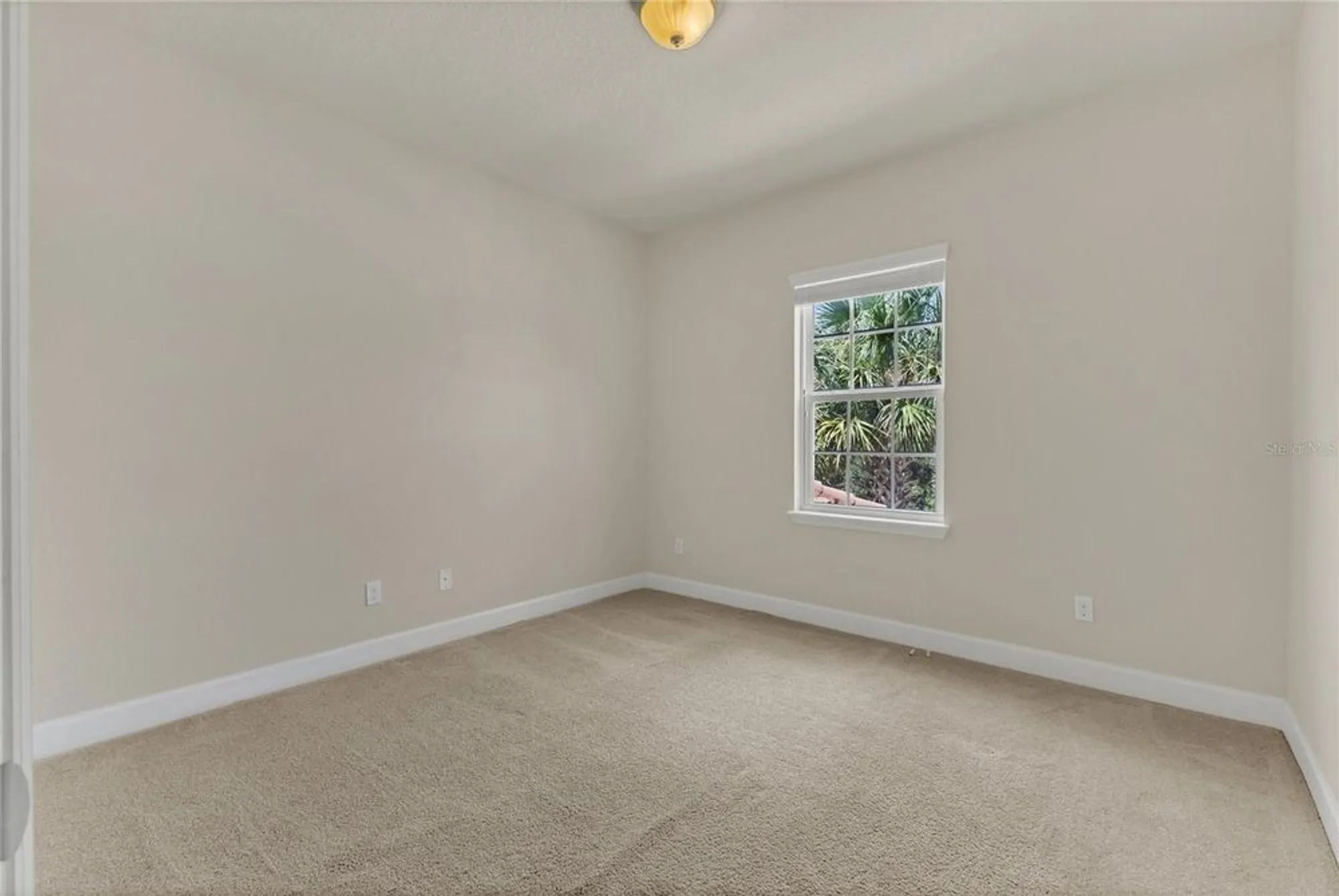 Property Slideshow image 20 of 33 | 12026 autumn fern ln, Orlando, FL, 32827