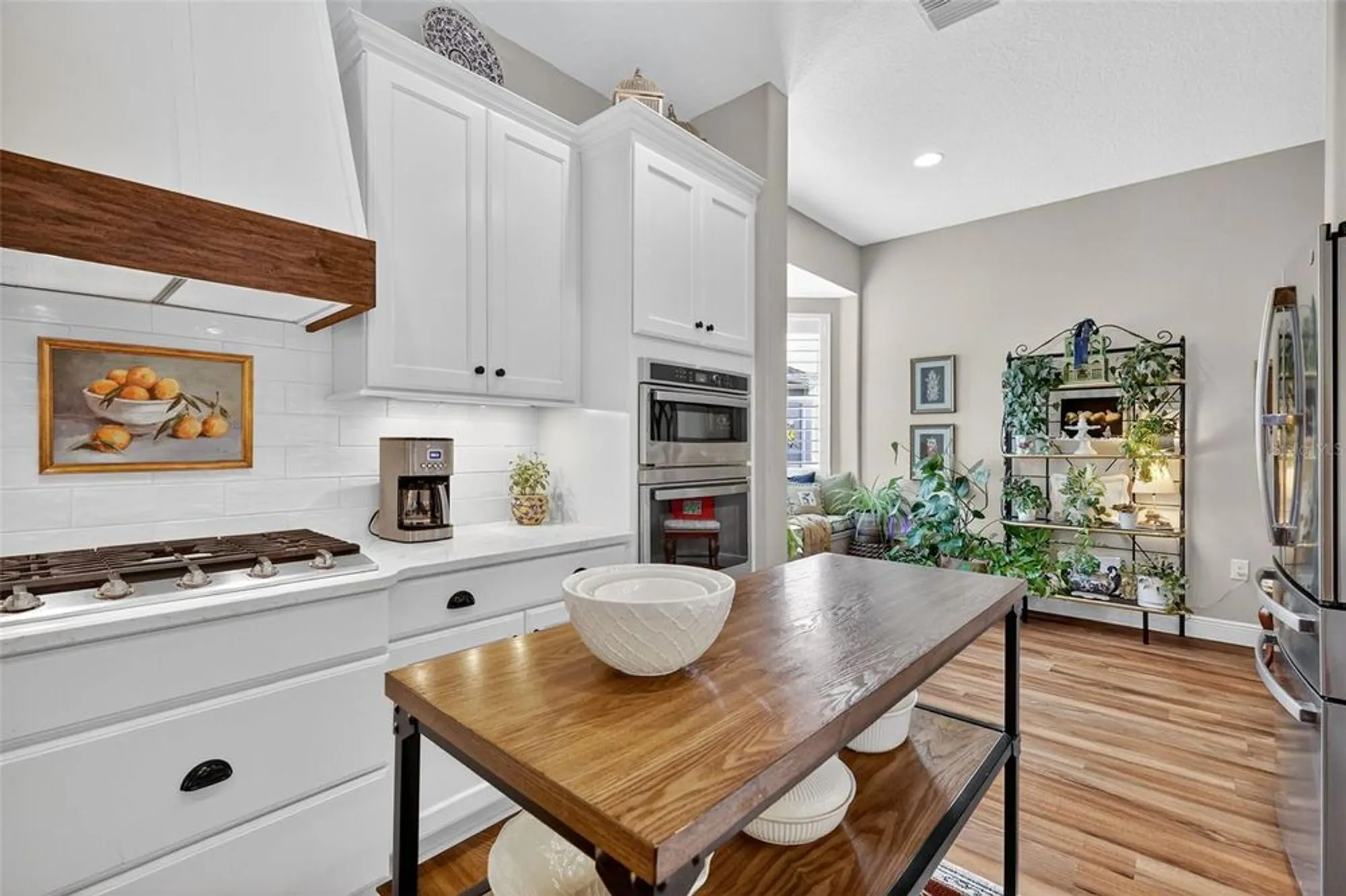 Property Slideshow image 21 of 73 | 8464 bridgeport bay cir, Mount Dora, FL, 32757