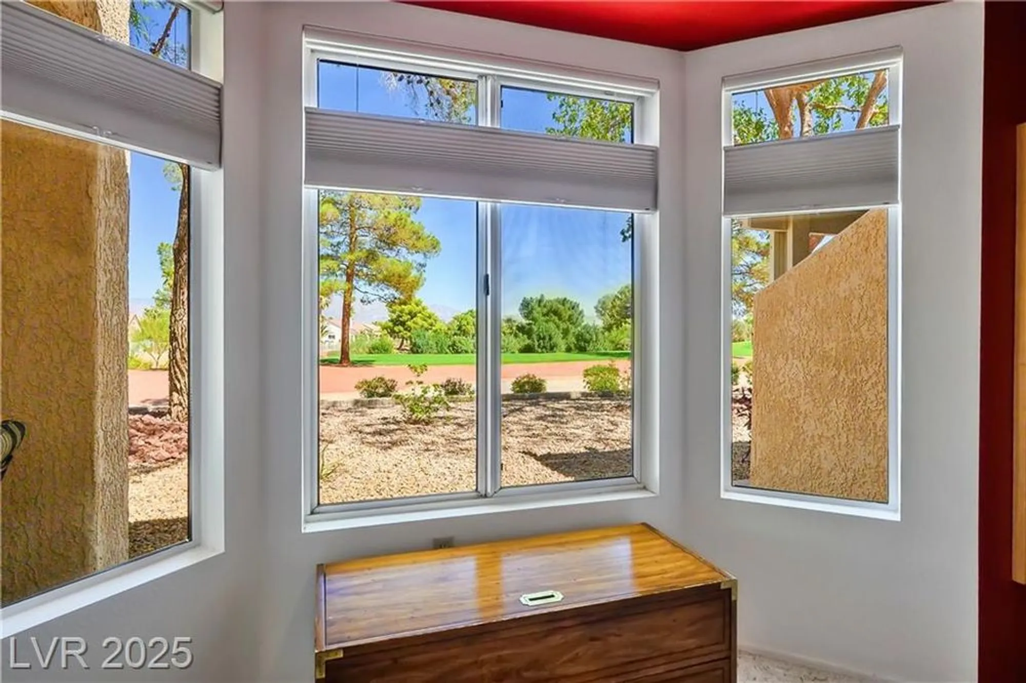 Property Slideshow image 15 of 63 | 9012 sundial dr, Las Vegas, NV, 89134