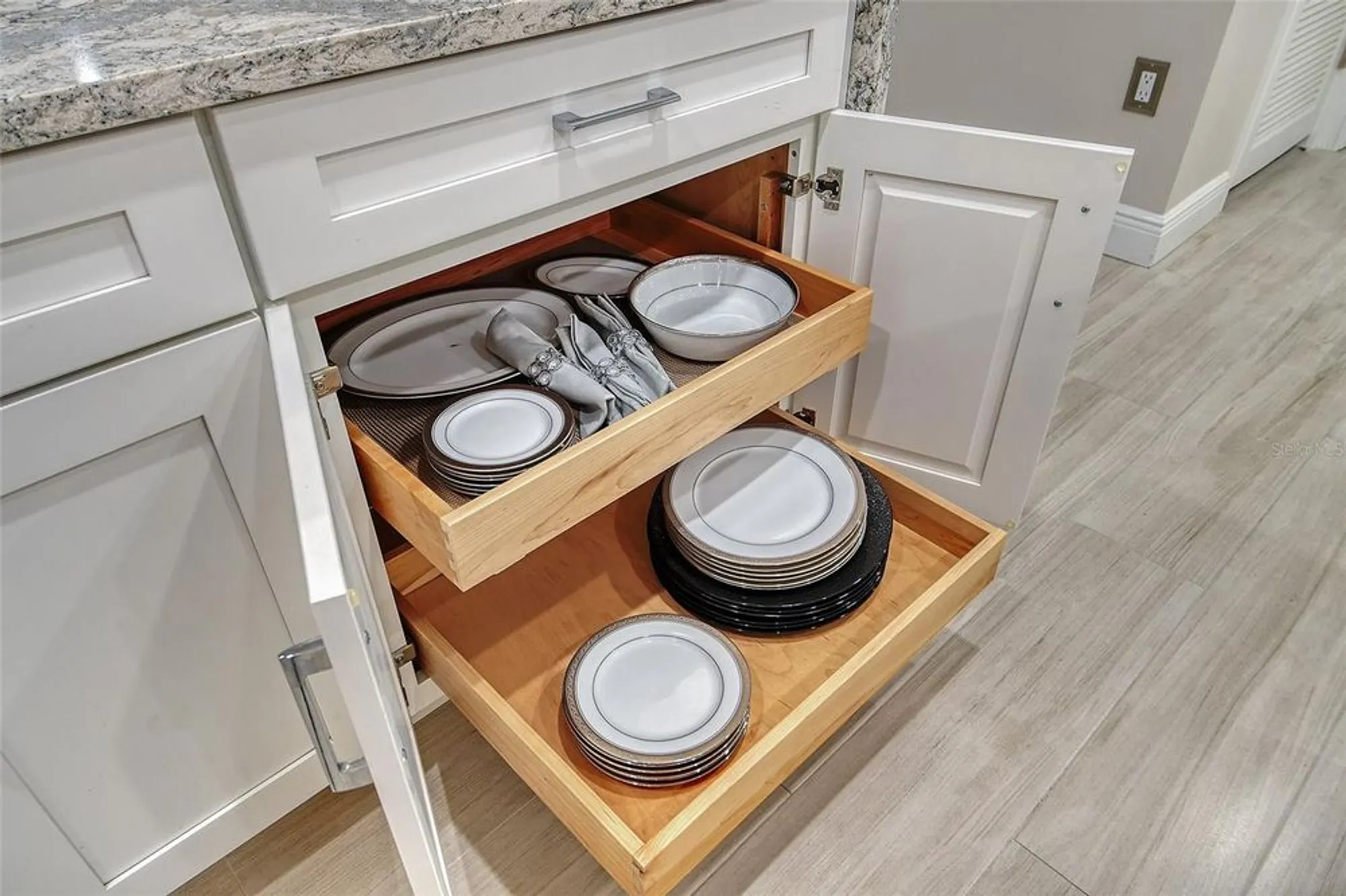 Property Slideshow image 33 of 82 | 19 whispering sands dr apt 1105, Sarasota, FL, 34242