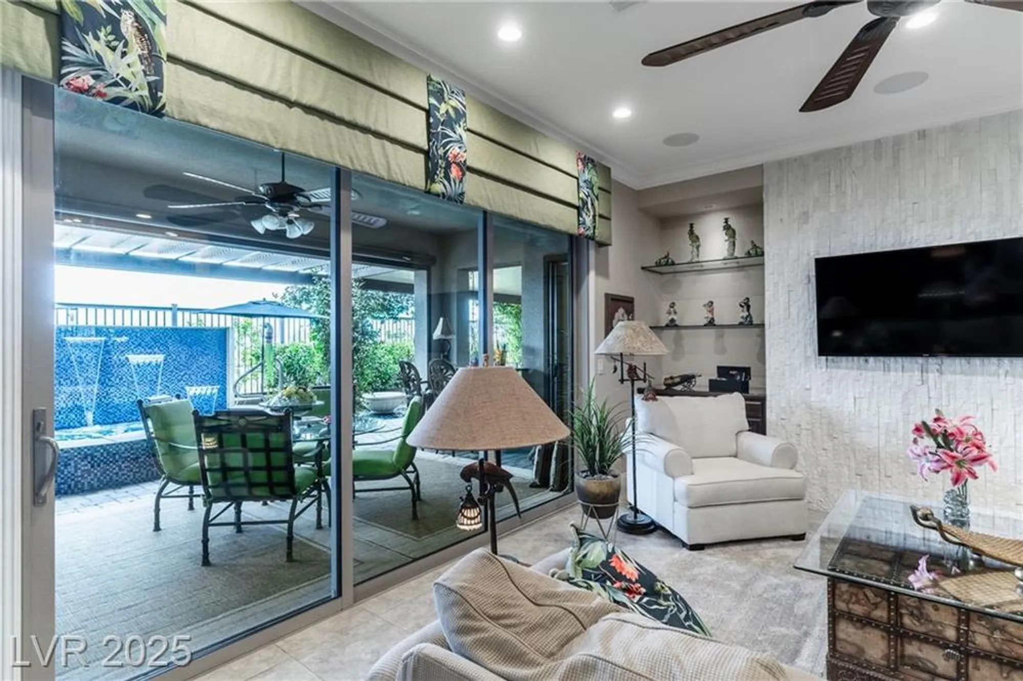 Property Slideshow image 14 of 93 | 6826 regency crest ave, Las Vegas, NV, 89148