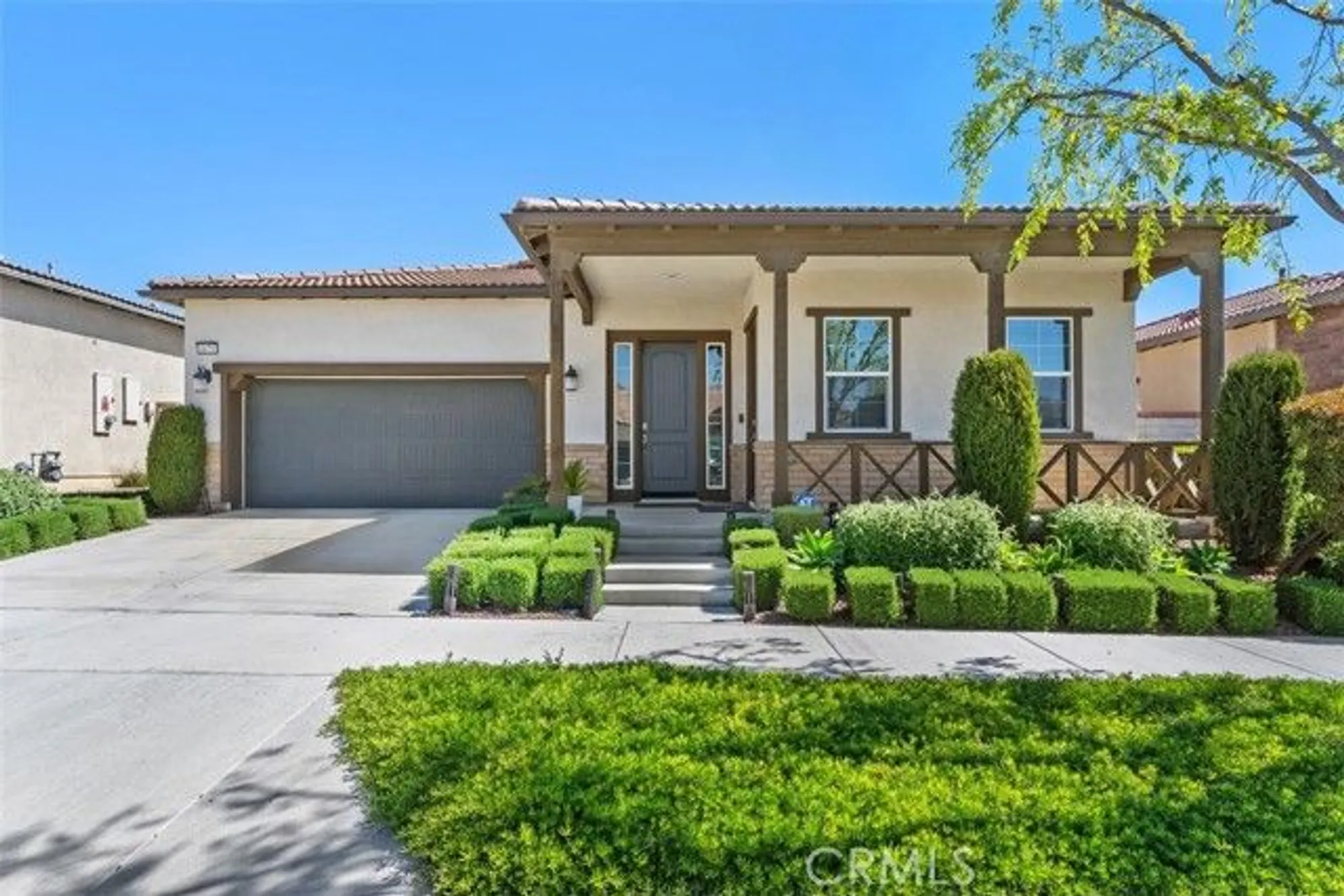 Property Slideshow image 2 of 53 | 4679 s moneta privado, Ontario, CA, 91761