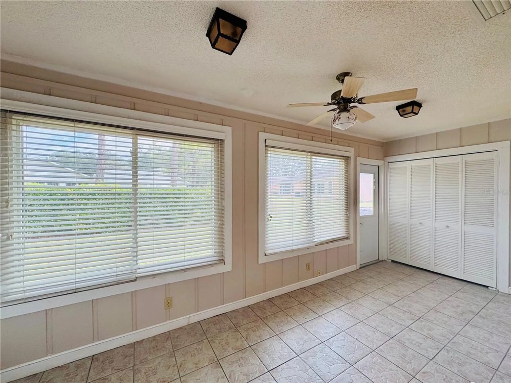 Property Slideshow image 14 of 22 | 4961 grist mill cir, New Port Richey, FL, 34655