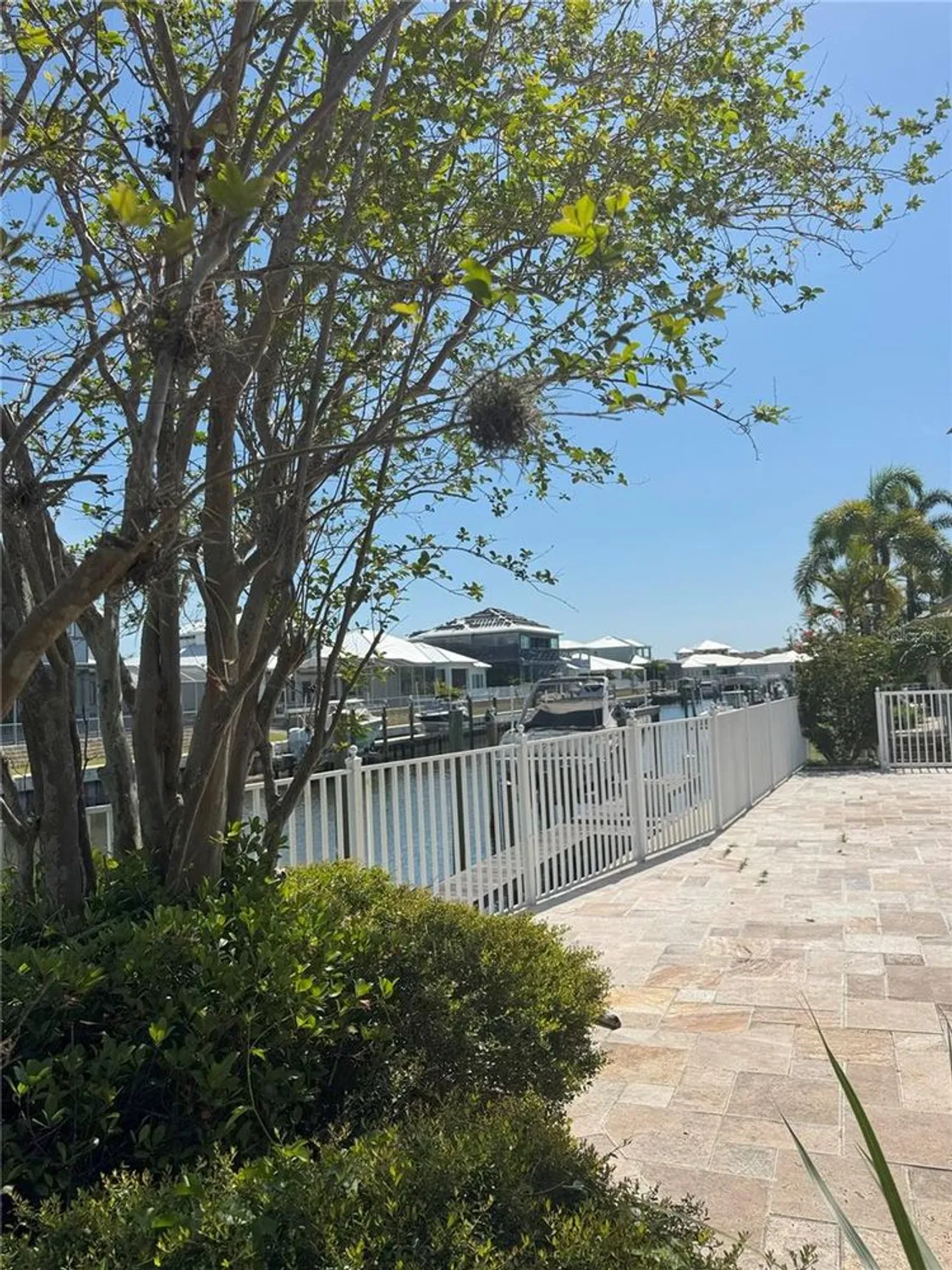 Property Slideshow image 48 of 100 | 625 mirabay blvd, Apollo Beach, FL, 33572