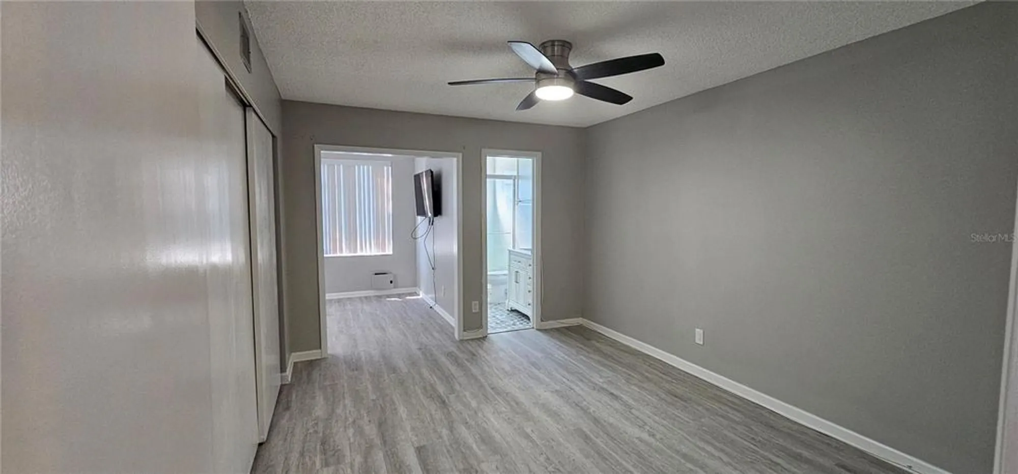 Property Slideshow image 8 of 60 | 2468 florentine way apt 26, Clearwater, FL, 33763