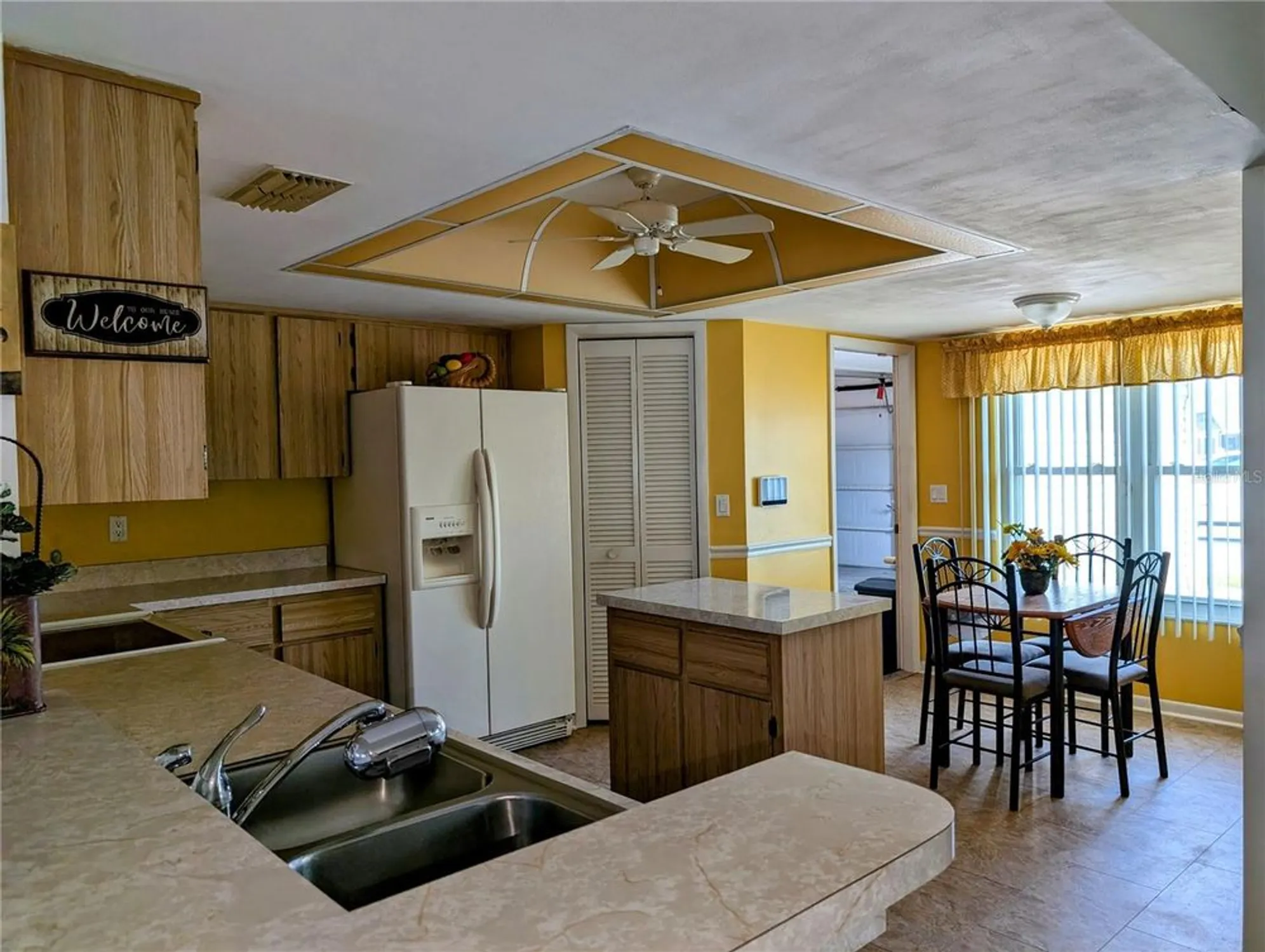 Property Slideshow image 7 of 58 | 10482 s clint loop, Floral City, FL, 34436