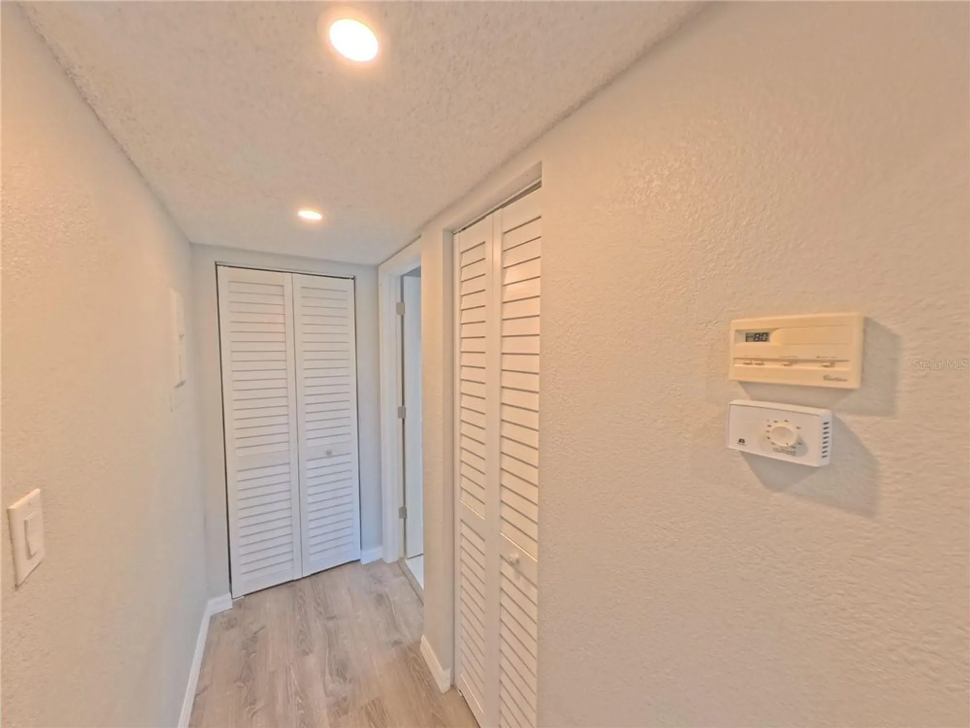Property Slideshow image 11 of 29 | 302 47th avenue dr 117, Bradenton, FL, 34207