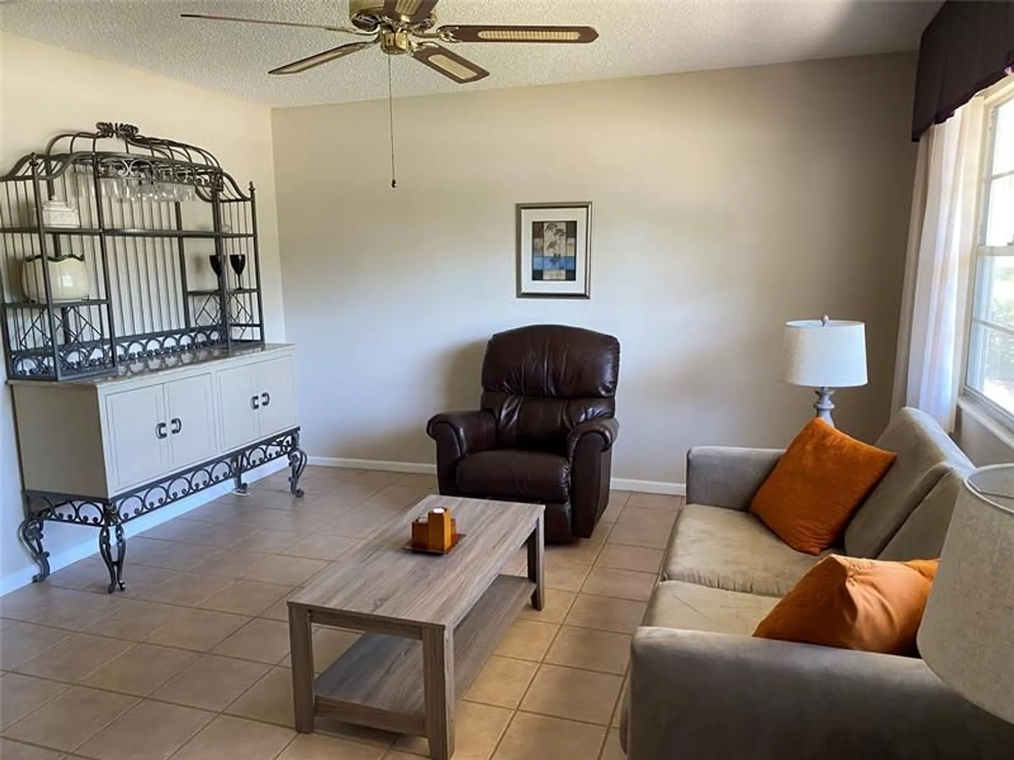 Property Slideshow image 2 of 51 | 1026 cambridge b # 1026, Deerfield Beach, FL, 33442