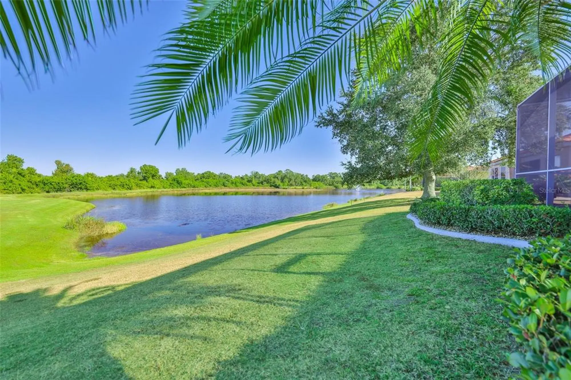 Property Slideshow image 38 of 48 | 327 noble faire dr, Sun City Center, FL, 33573