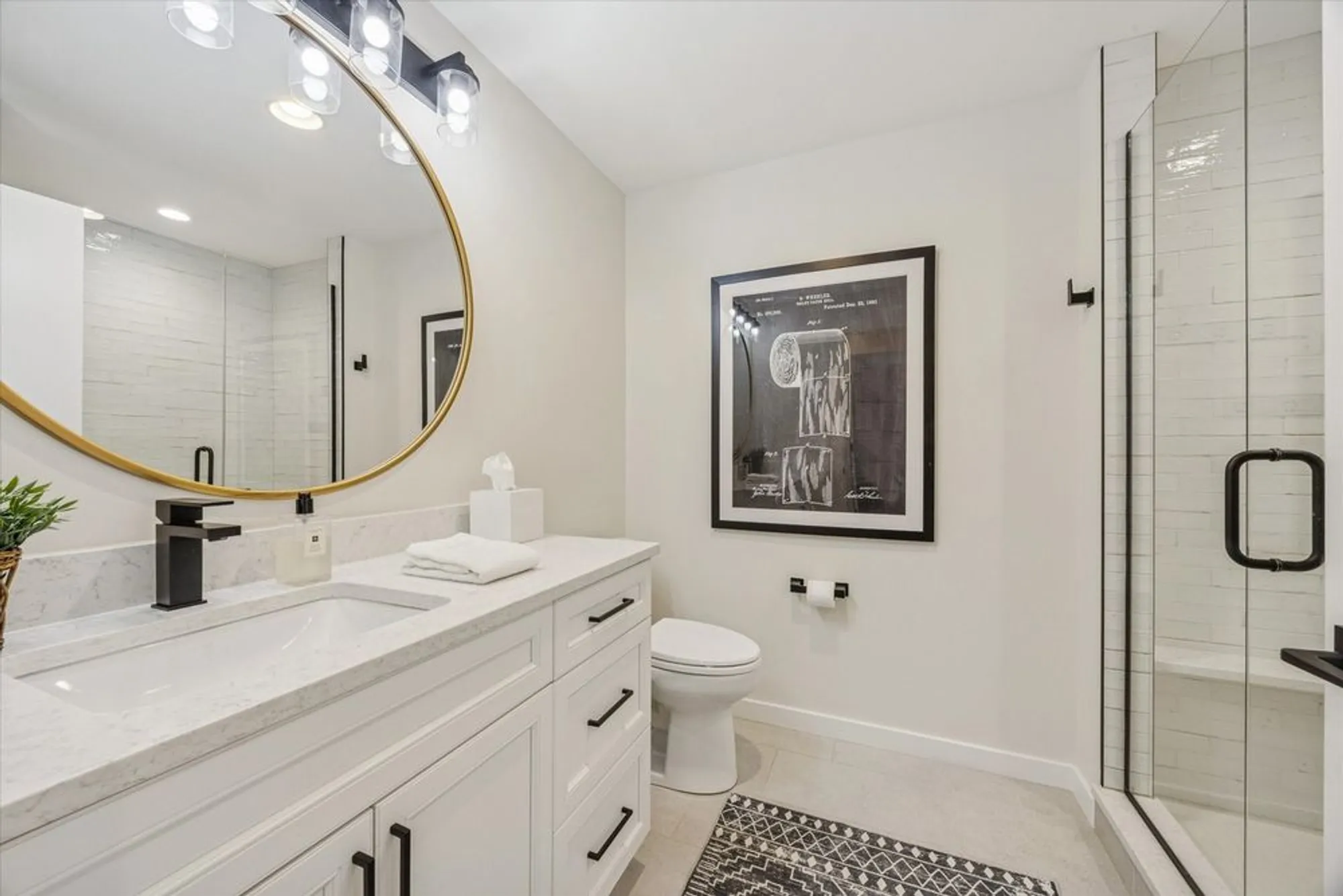 Property Slideshow image 21 of 30 | , Oak Brook, IL, 60523