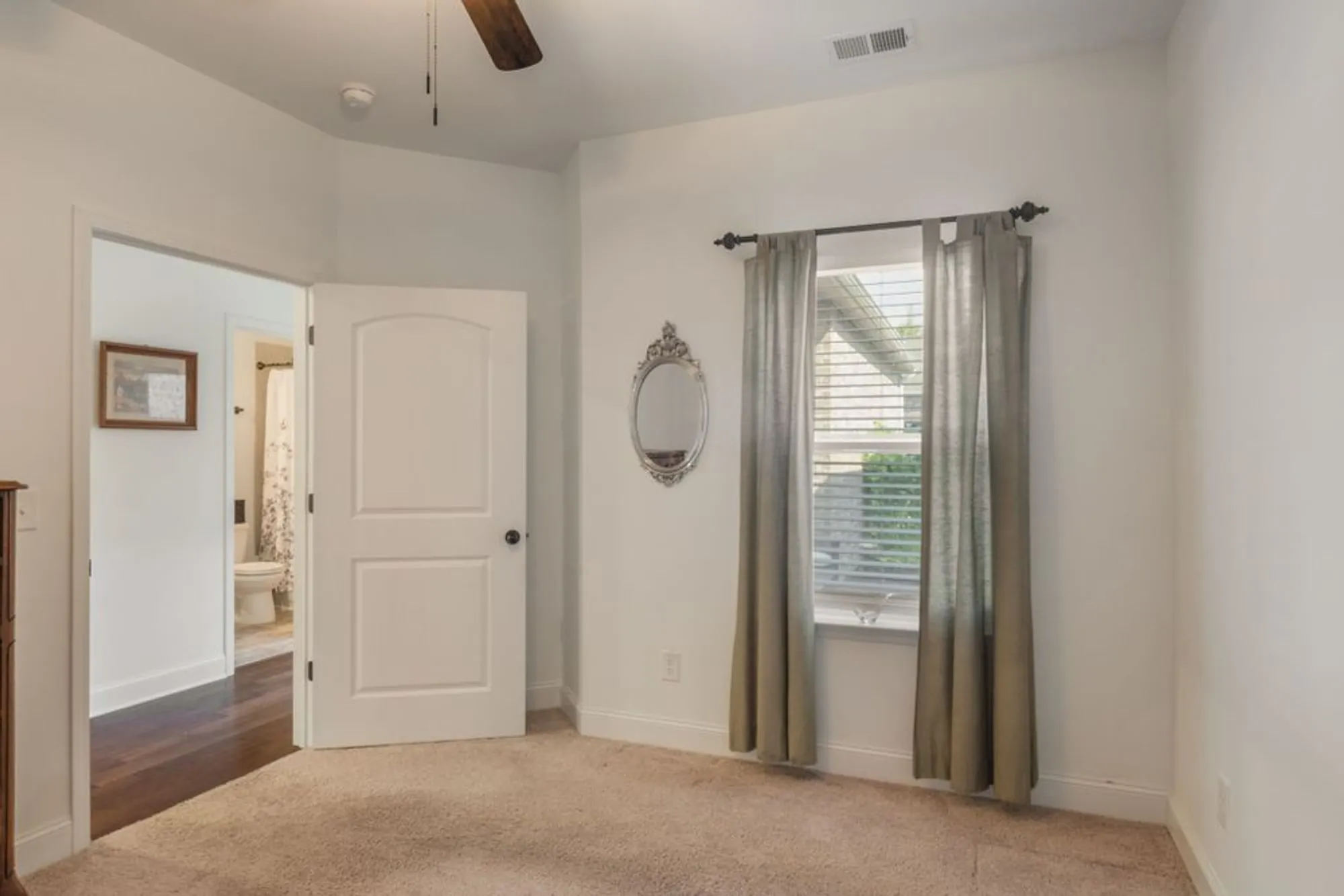 Property Slideshow image 18 of 39 | 1570 cedarbrooke ln, Lebanon, TN, 37090