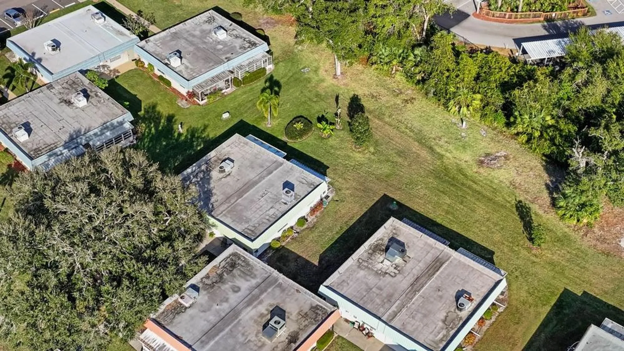 Property Slideshow image 62 of 63 | 1802 bedford ln 2, Sun City Center, FL, 33573