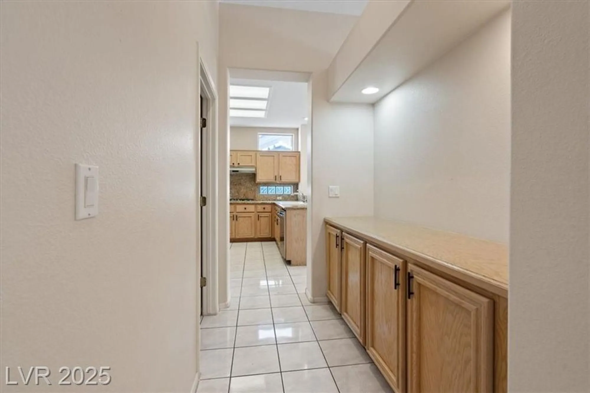 Property Slideshow image 11 of 34 | 2524 banora point dr, Las Vegas, NV, 89134