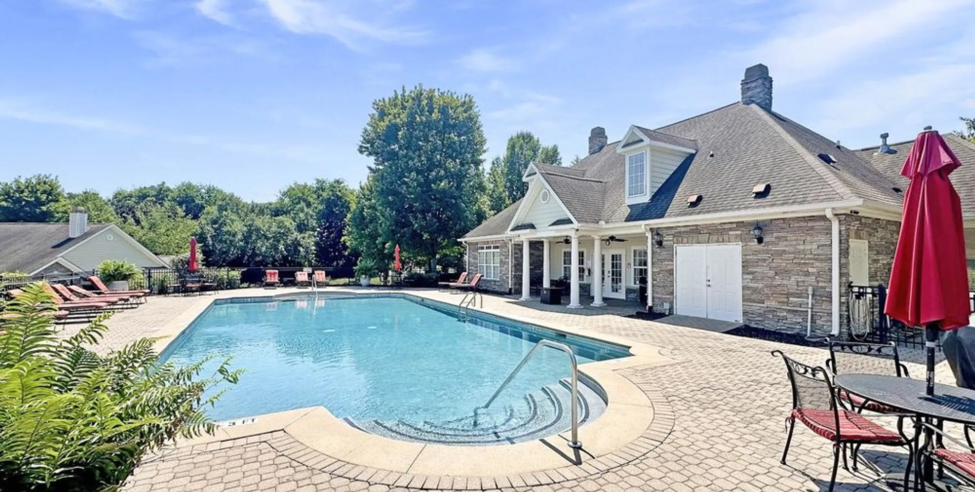 Property Slideshow image 9 of 55 | 825 browns ln, Gallatin, TN, 37066