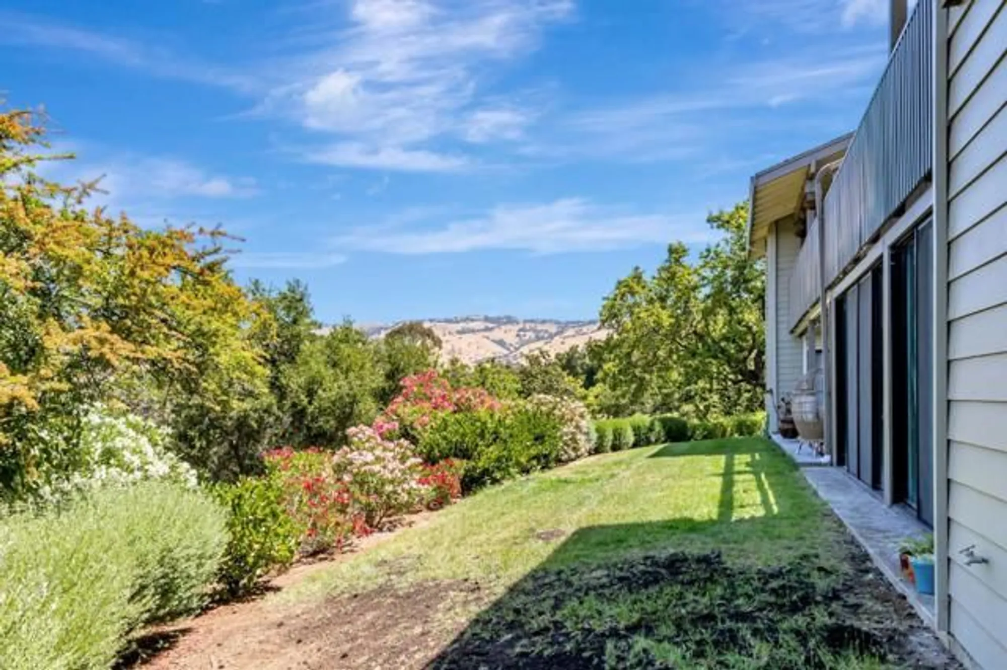 Property Slideshow image 43 of 67 | 8463 traminer ct, San Jose, CA, 95135