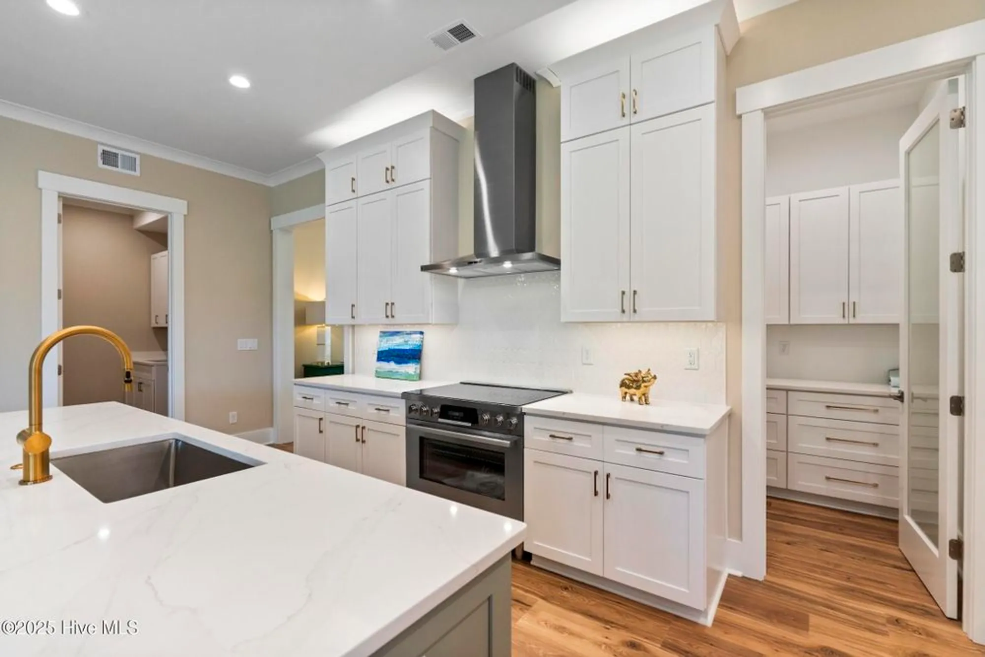 Property Slideshow image 12 of 48 | 6452 castlebrook way, Ocean Isle Beach, NC, 28469