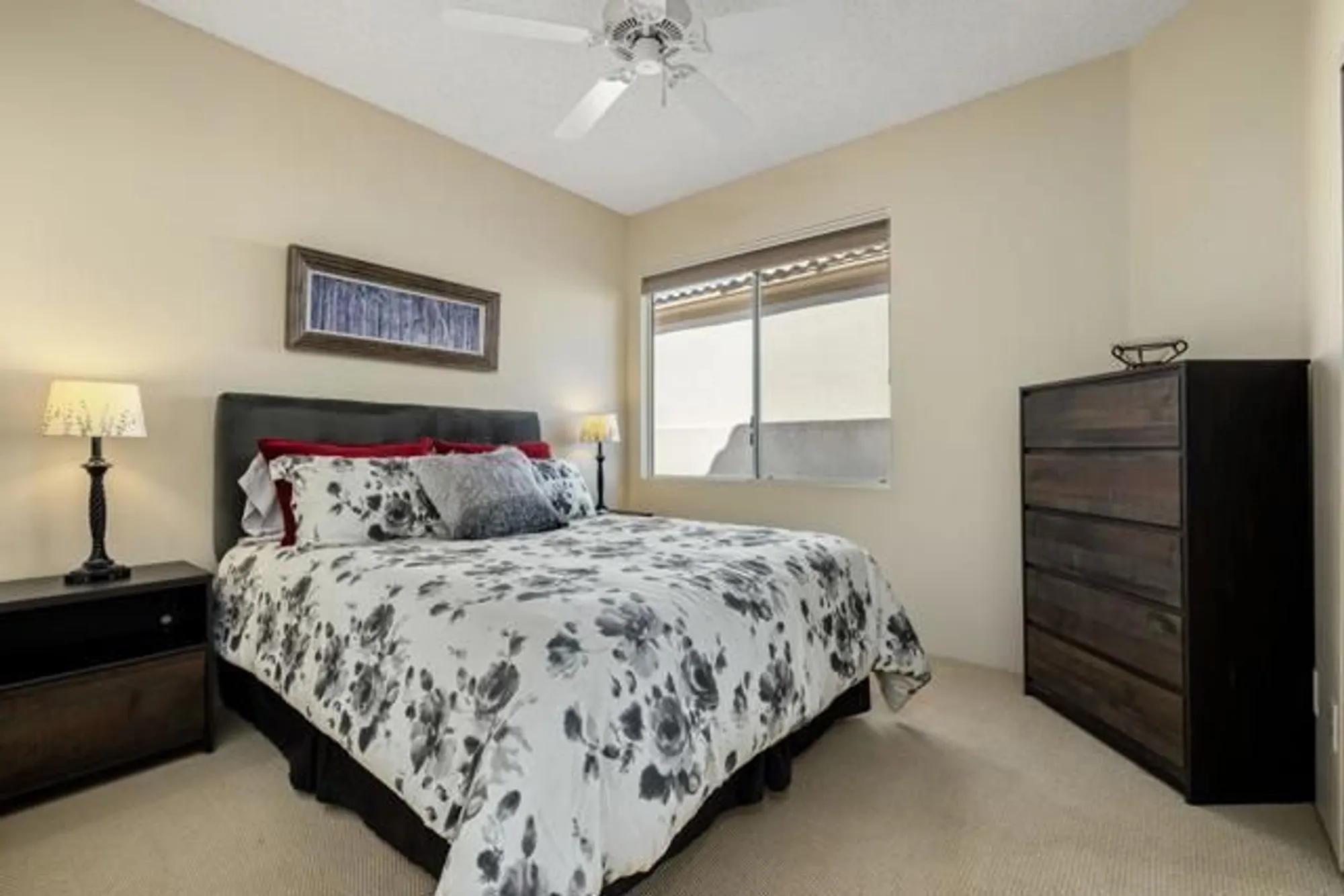 Property Slideshow image 19 of 53 | 55296 laurel vly, La Quinta, CA, 92253