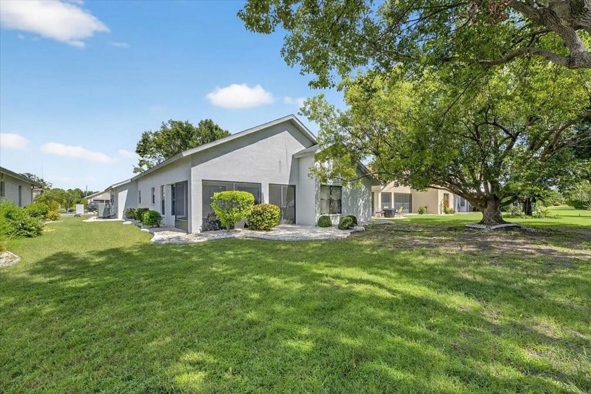 Property Slideshow image 35 of 54 | 1828 e del webb blvd, Sun City Center, FL, 33573