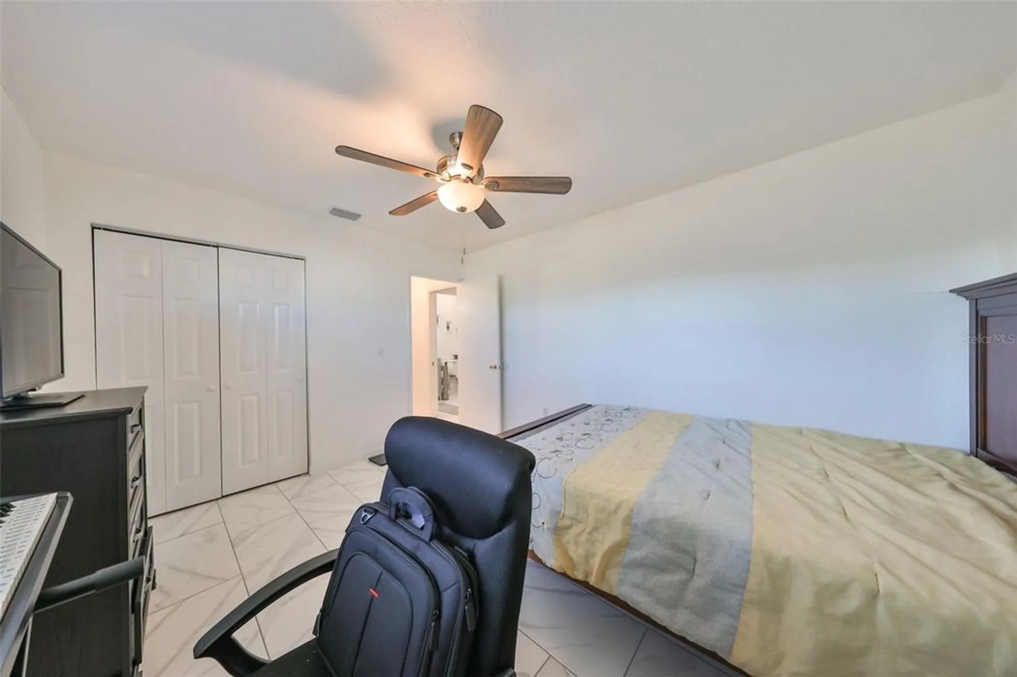 Property Slideshow image 15 of 21 | 703 rutgers pl, Sun City Center, FL, 33573