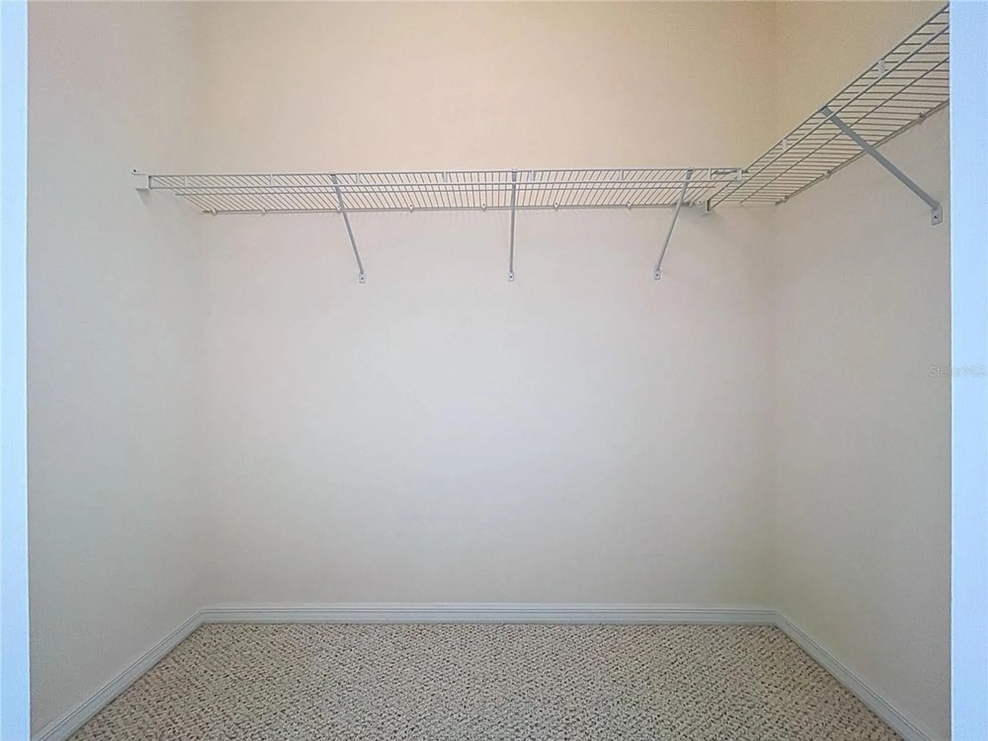 Property Slideshow image 30 of 92 | 2046 inverness greens dr # 2046, Sun City Center, FL, 33573