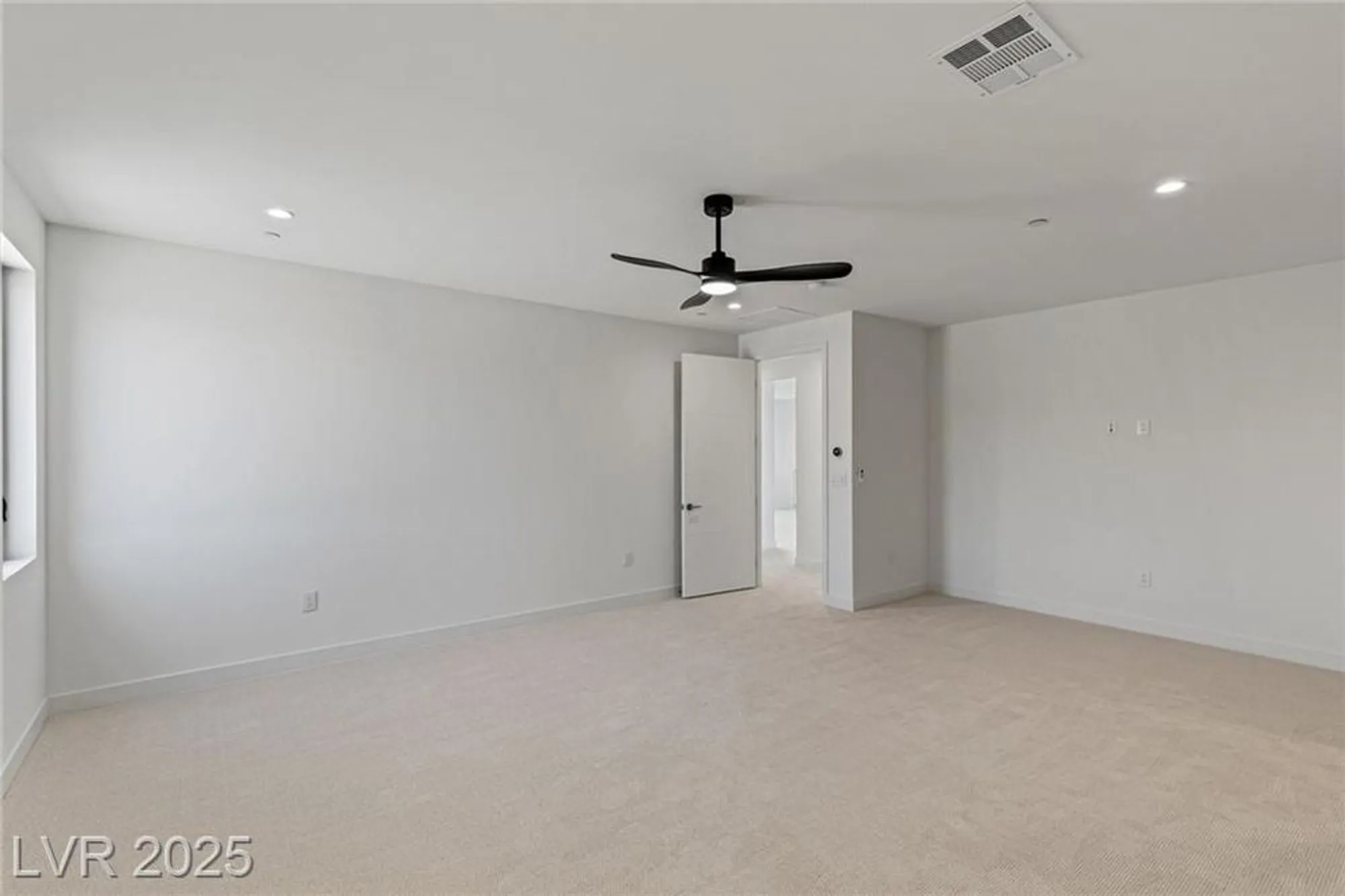 Property Slideshow image 36 of 62 | 1548 pleasant bay ct, Henderson, NV, 89011