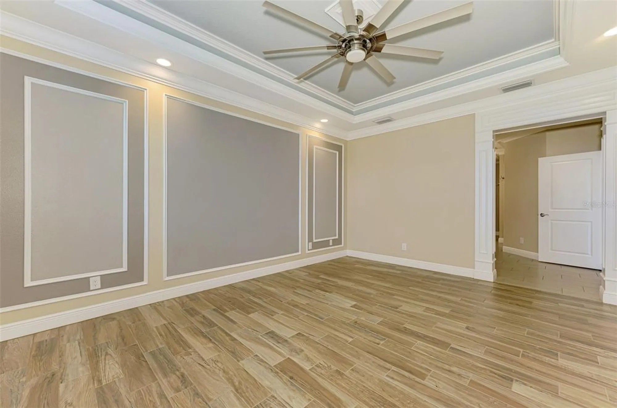 Property Slideshow image 32 of 77 | 1226 riverscape st, Bradenton, FL, 34208