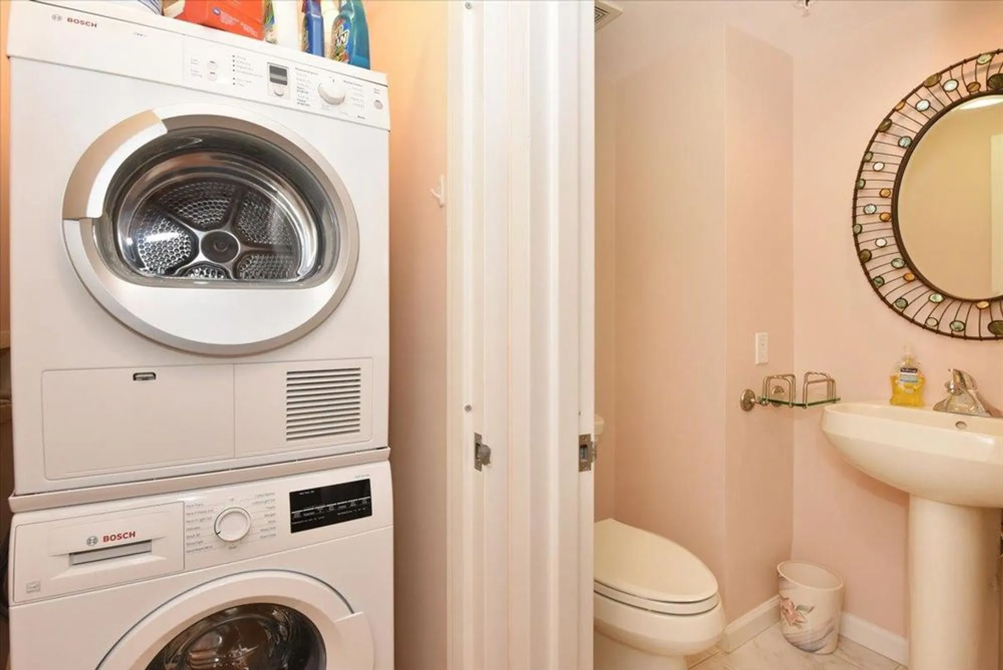 Property Slideshow image 18 of 27 | 100 harbor view dr 439, Port Washington, NY, 11050