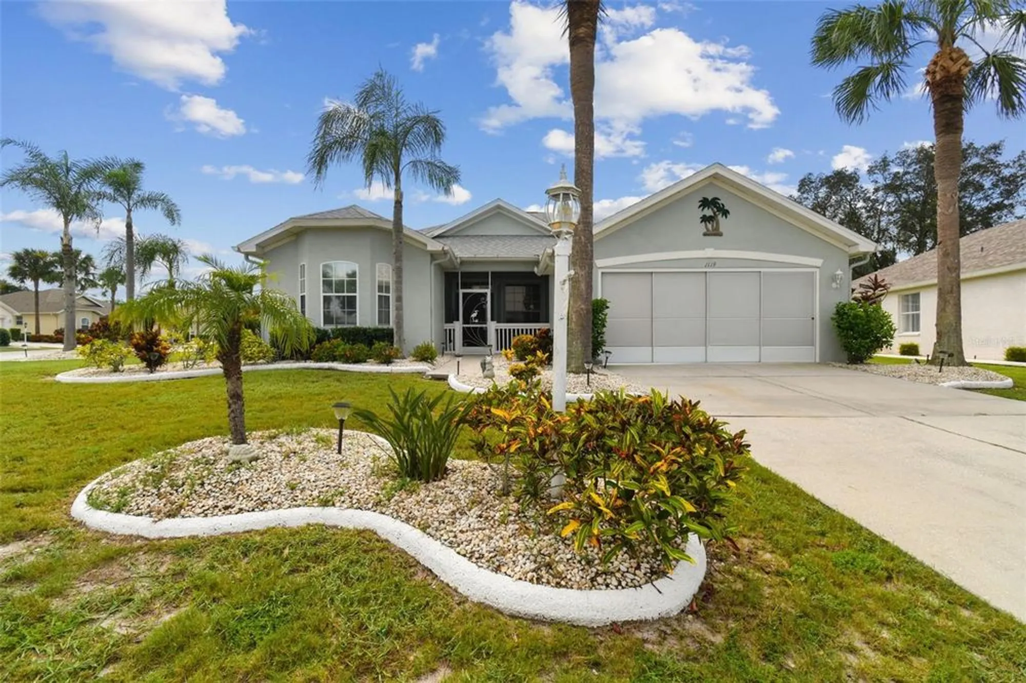 Property Slideshow image 4 of 72 | 1119 villeroy dr, Sun City Center, FL, 33573
