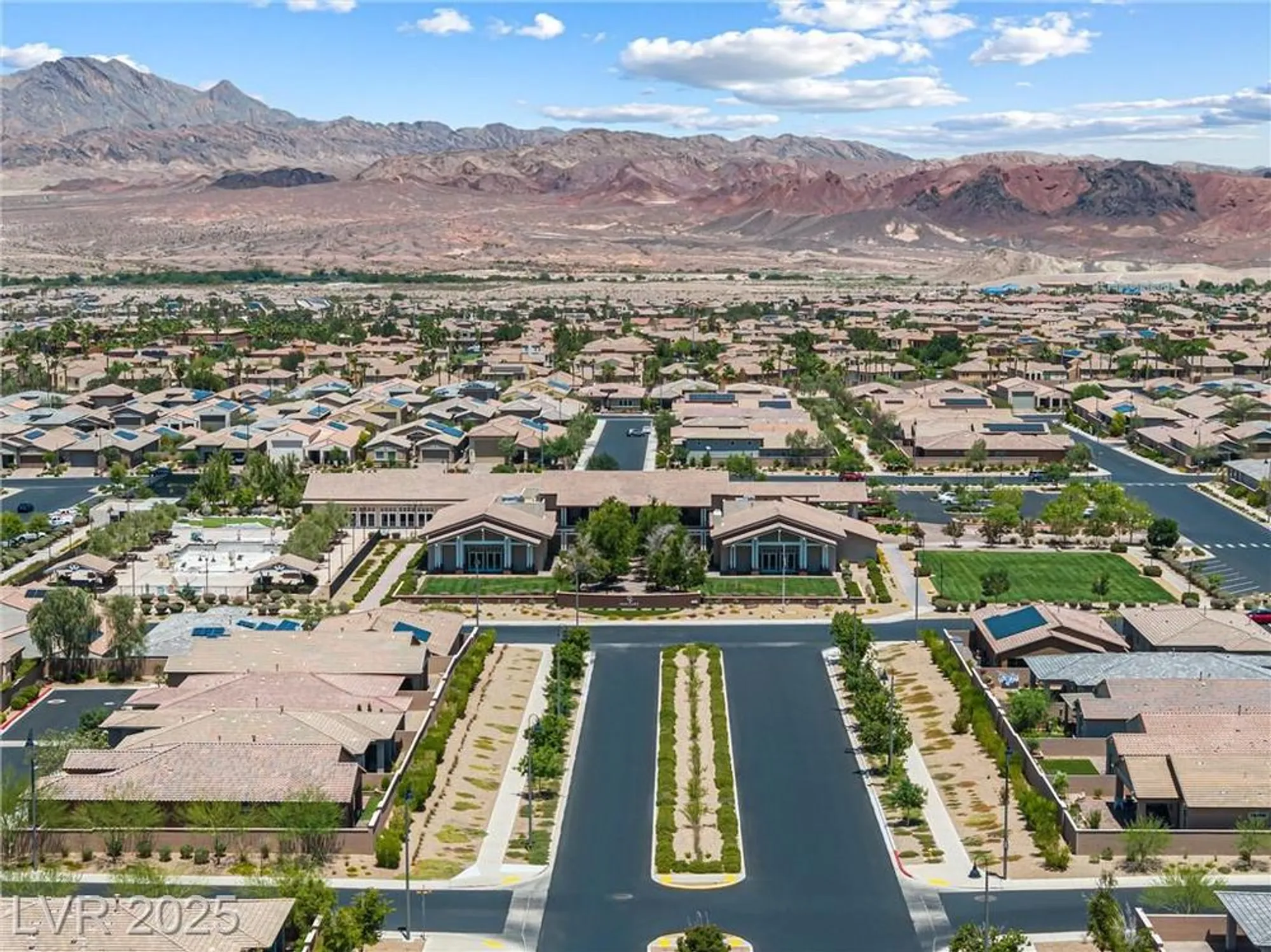 Property Slideshow image 2 of 50 | 417 honeybrush ave, Henderson, NV, 89011