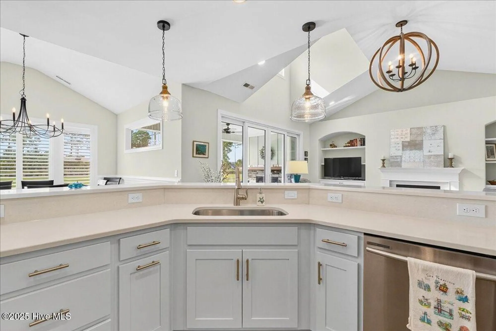 Property Slideshow image 13 of 67 | 7029 spalding dr, Leland, NC, 28451