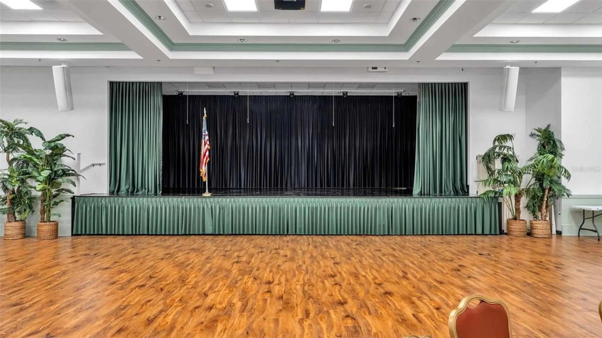 Property Slideshow image 78 of 80 | 4016 carteret dr, Winter Haven, FL, 33884