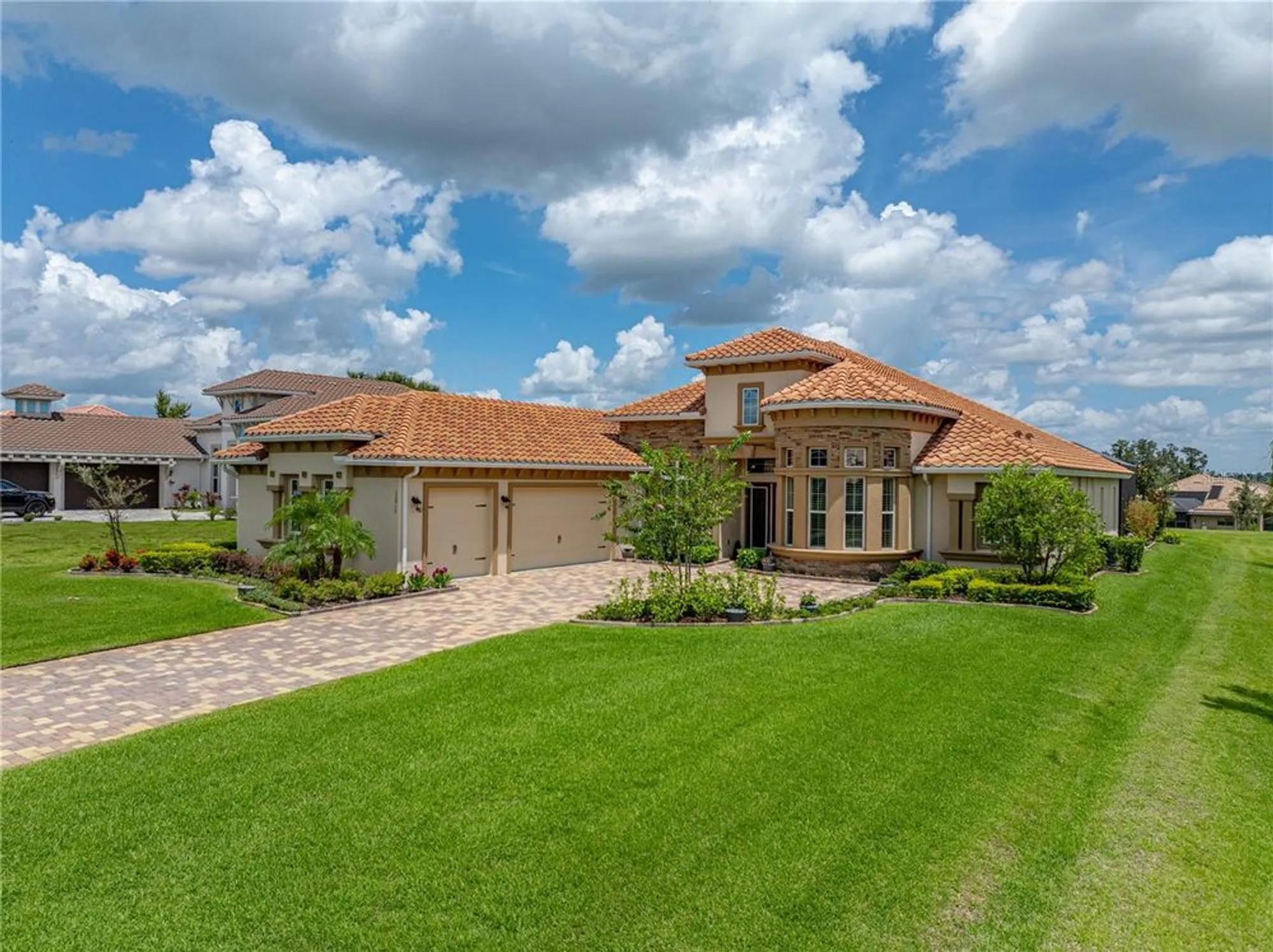 Property Slideshow image 9 of 90 | 13915 carryback dr, Dade City, FL, 33525