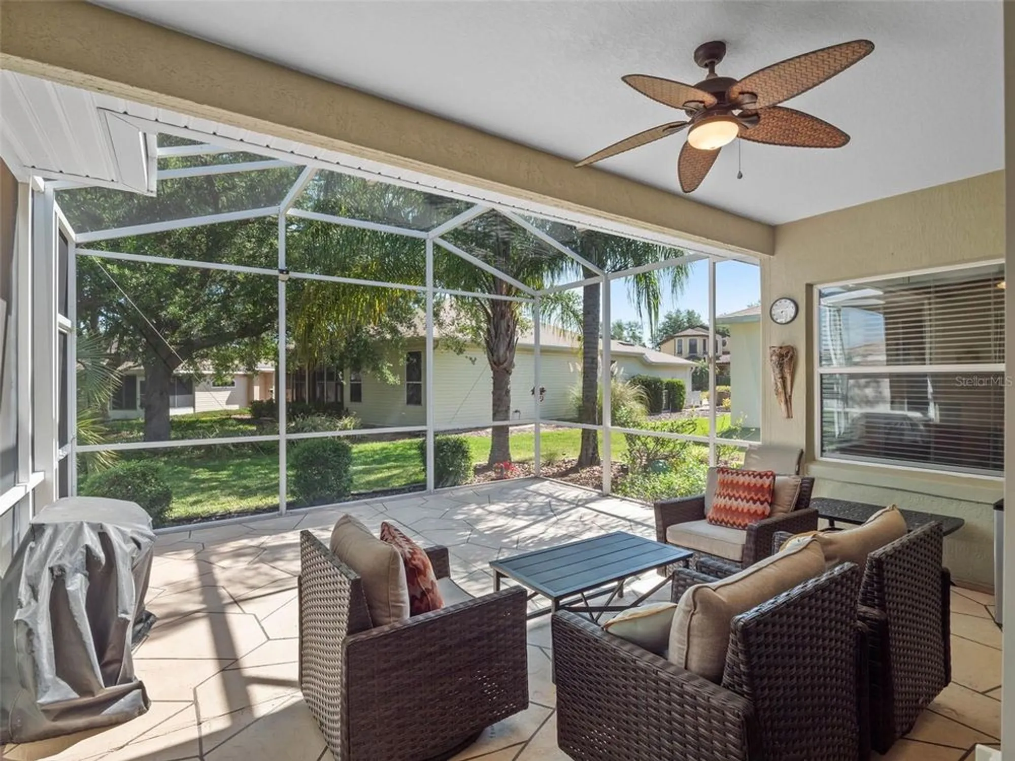 Property Slideshow image 17 of 65 | 20504 queen alexandra dr, Leesburg, FL, 34748