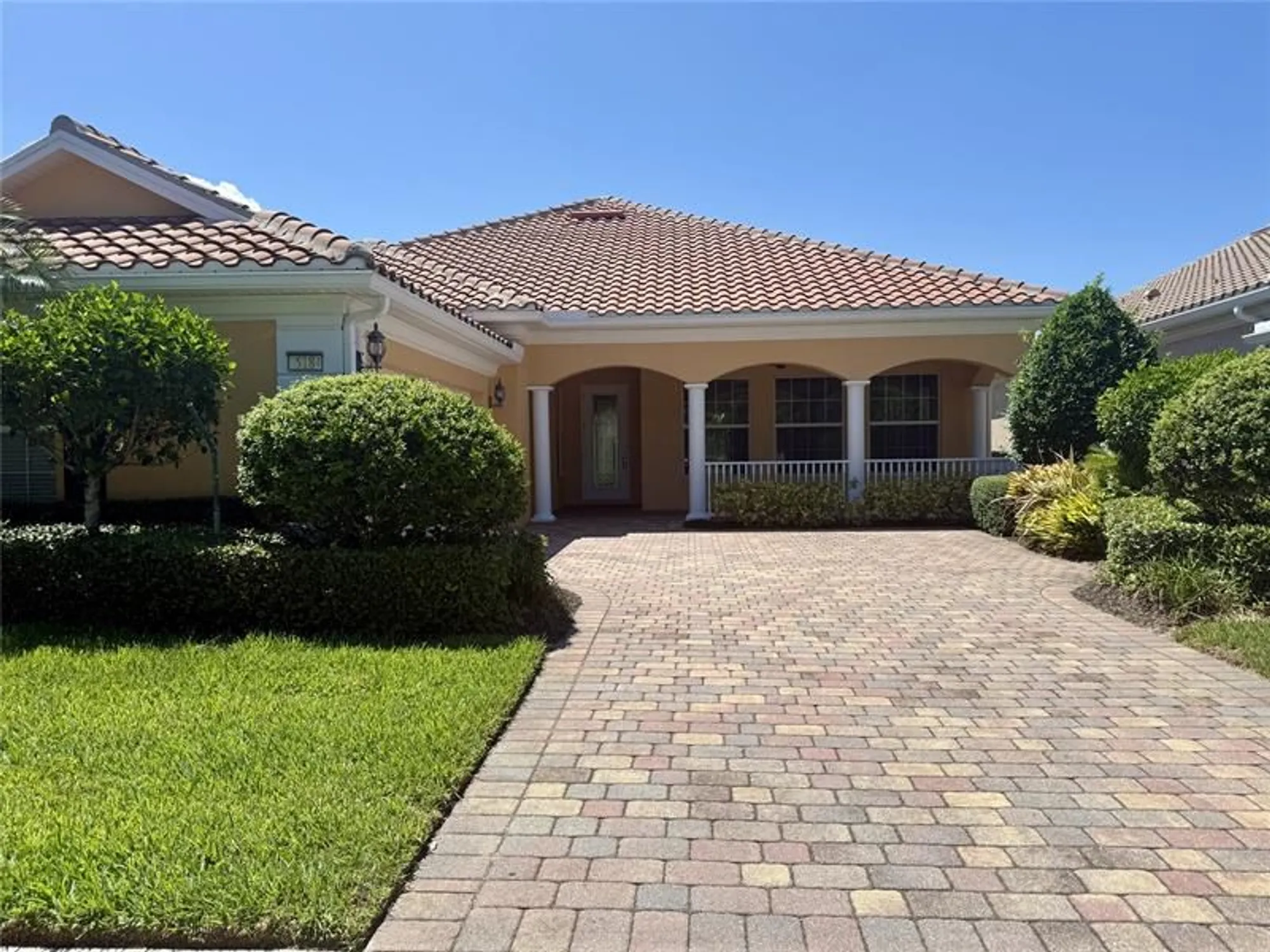 Property Slideshow image 2 of 31 | 5184 formosa cir, Vero Beach, FL, 32967
